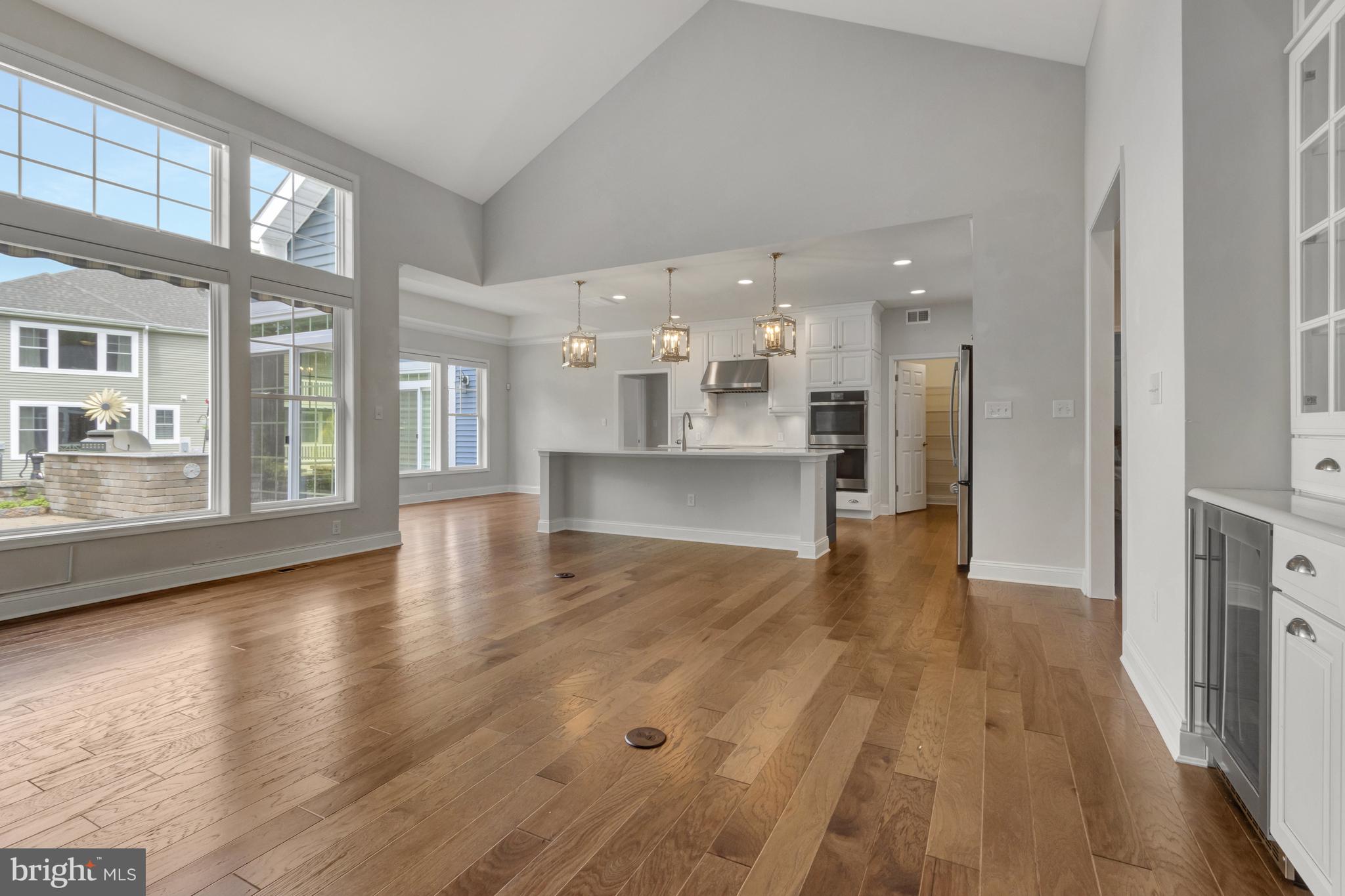 TIDEWATER LANDING - Residential