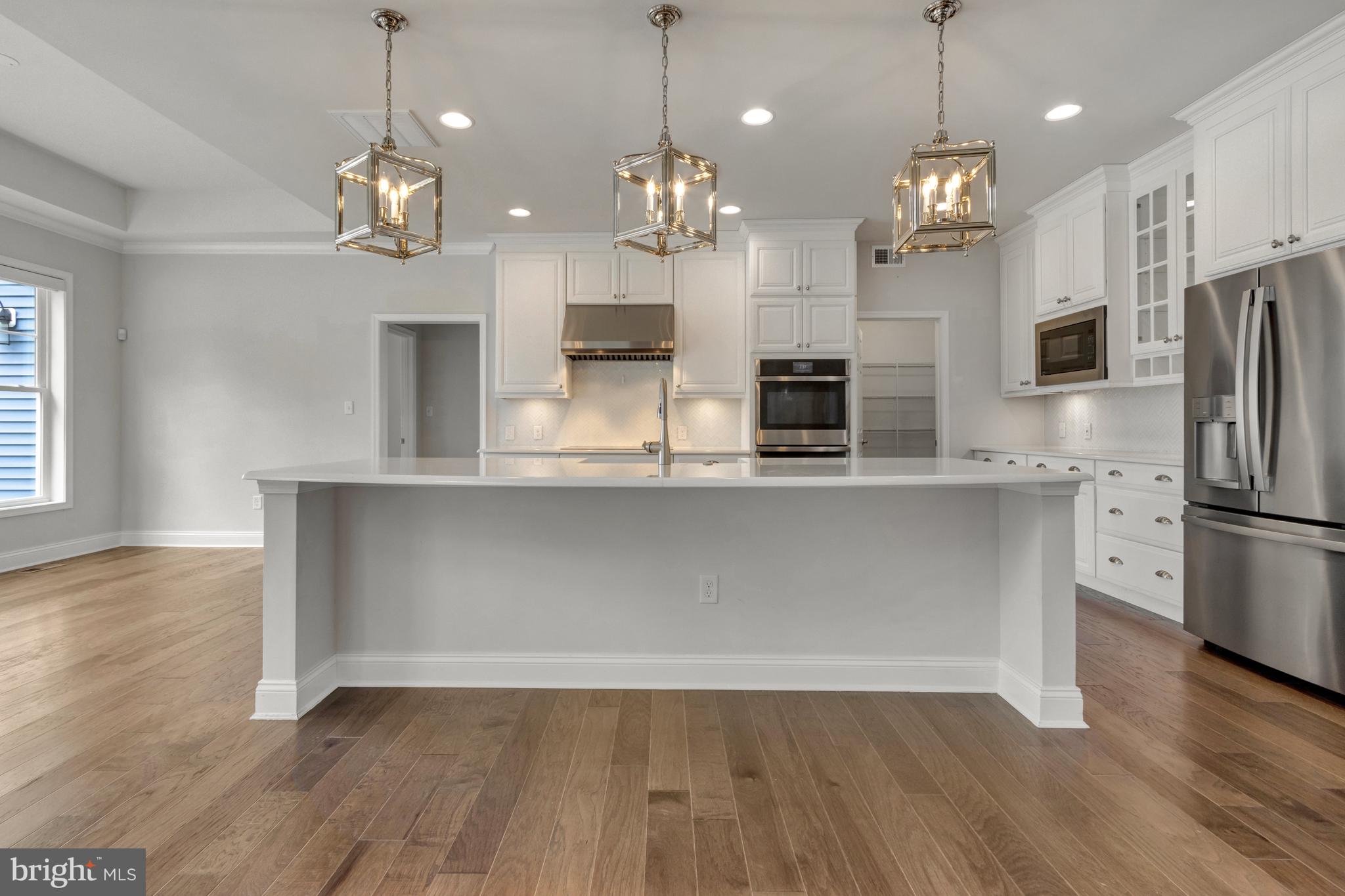 TIDEWATER LANDING - Residential