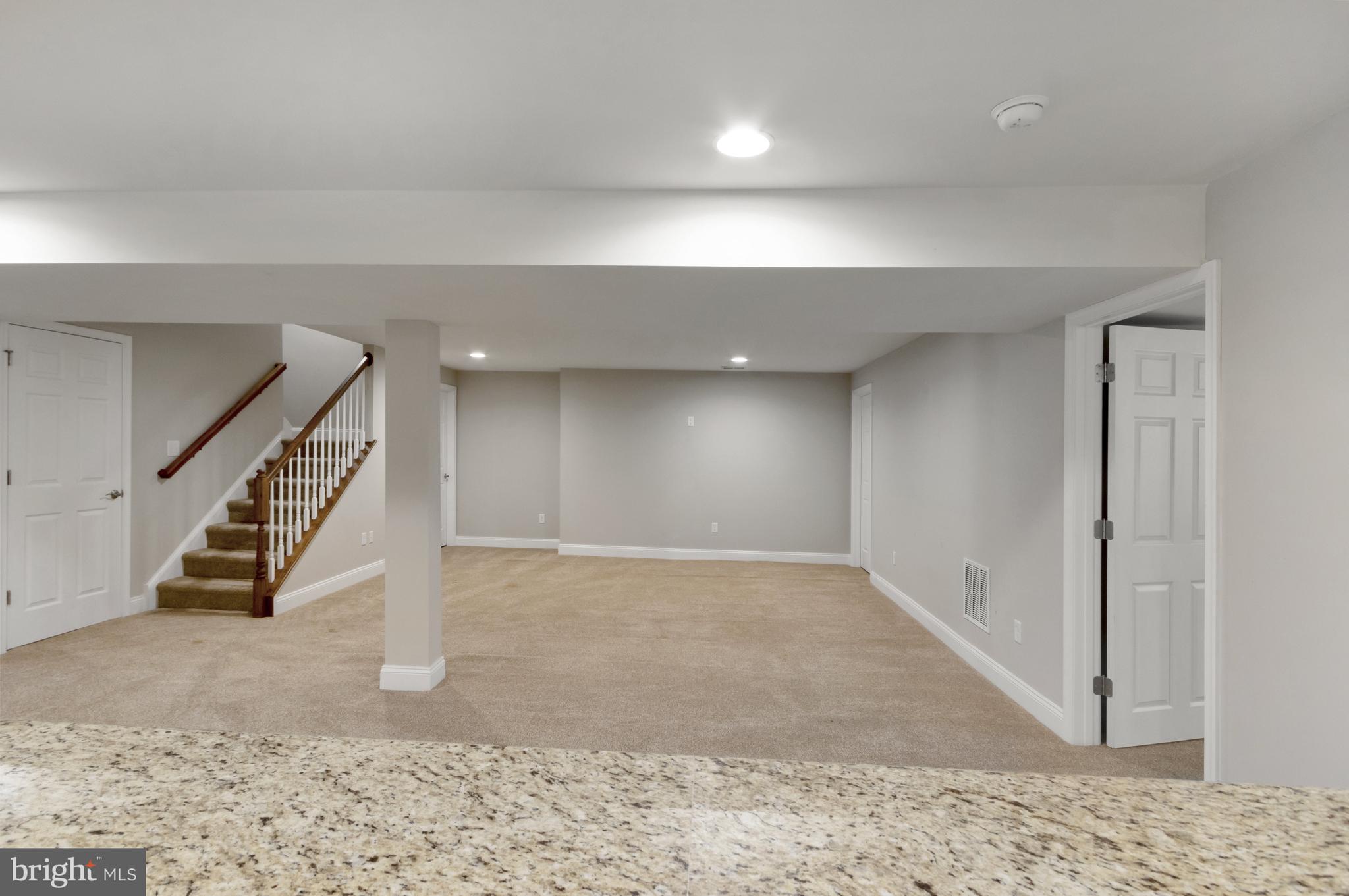 TIDEWATER LANDING - Residential