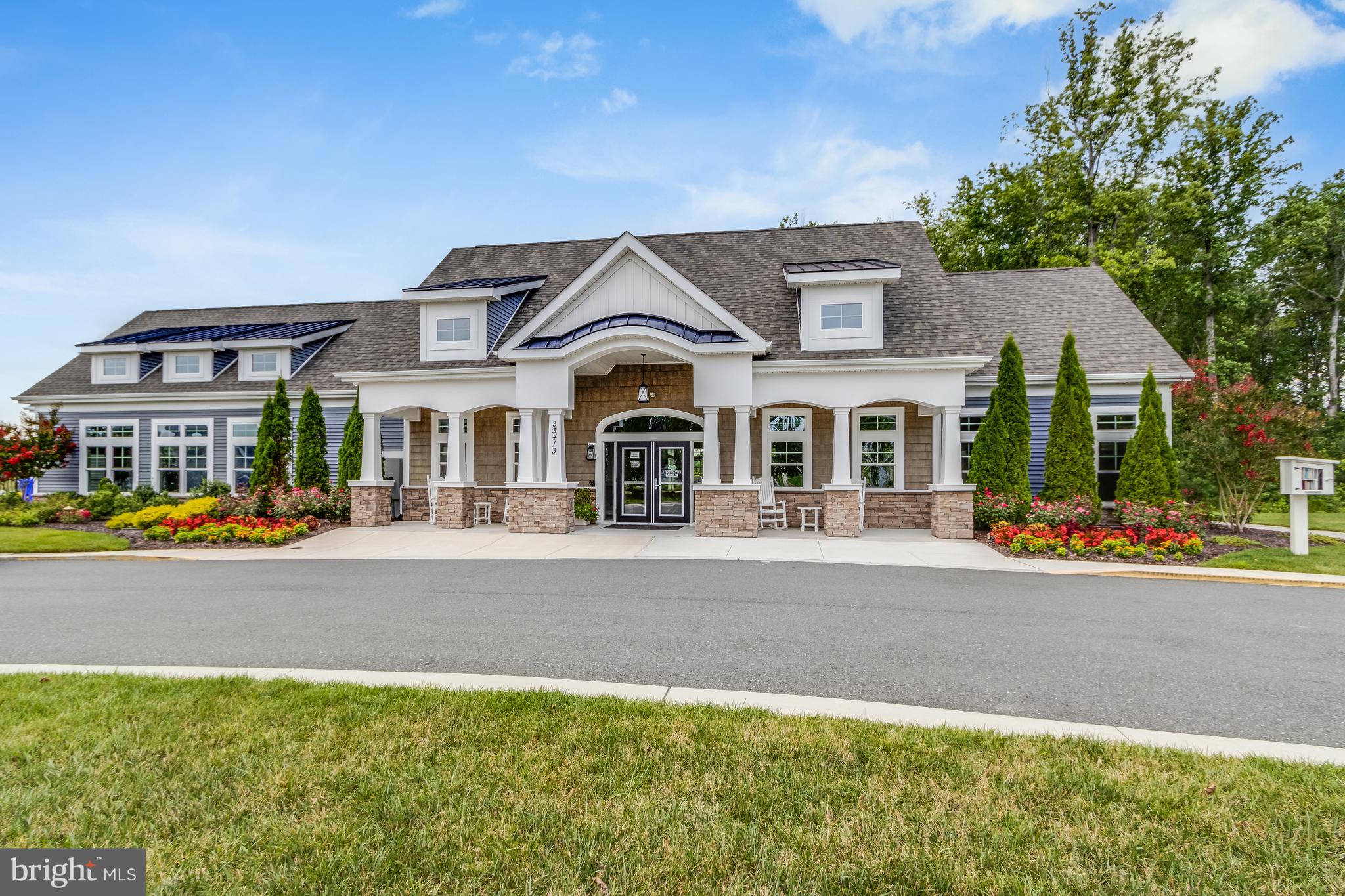 TIDEWATER LANDING - Residential