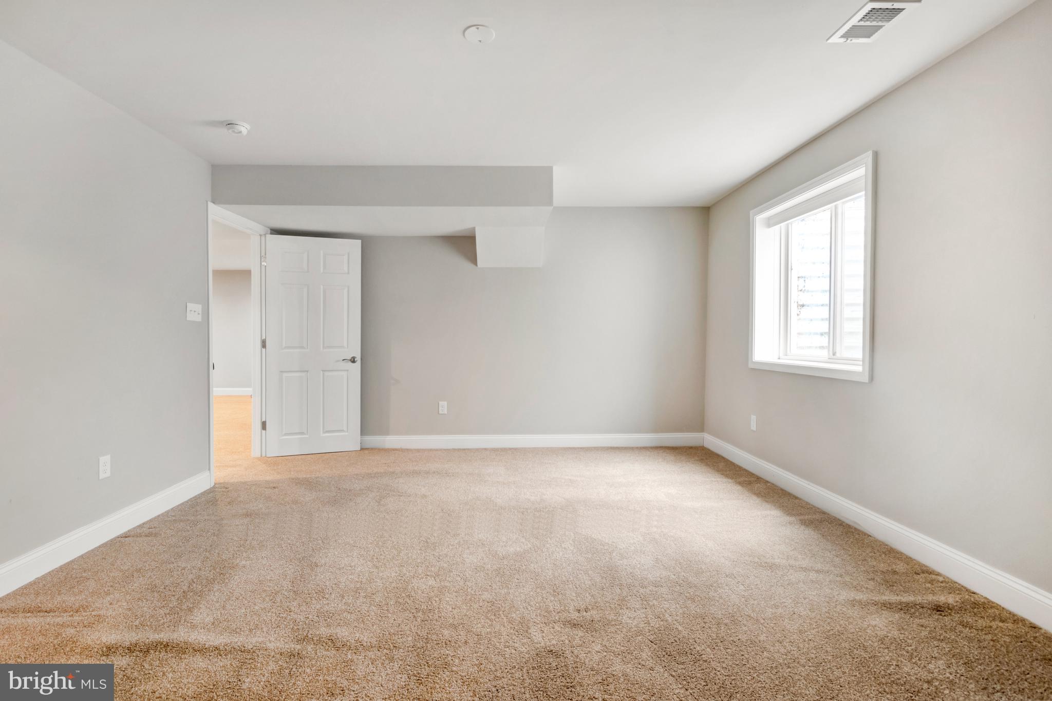 TIDEWATER LANDING - Residential