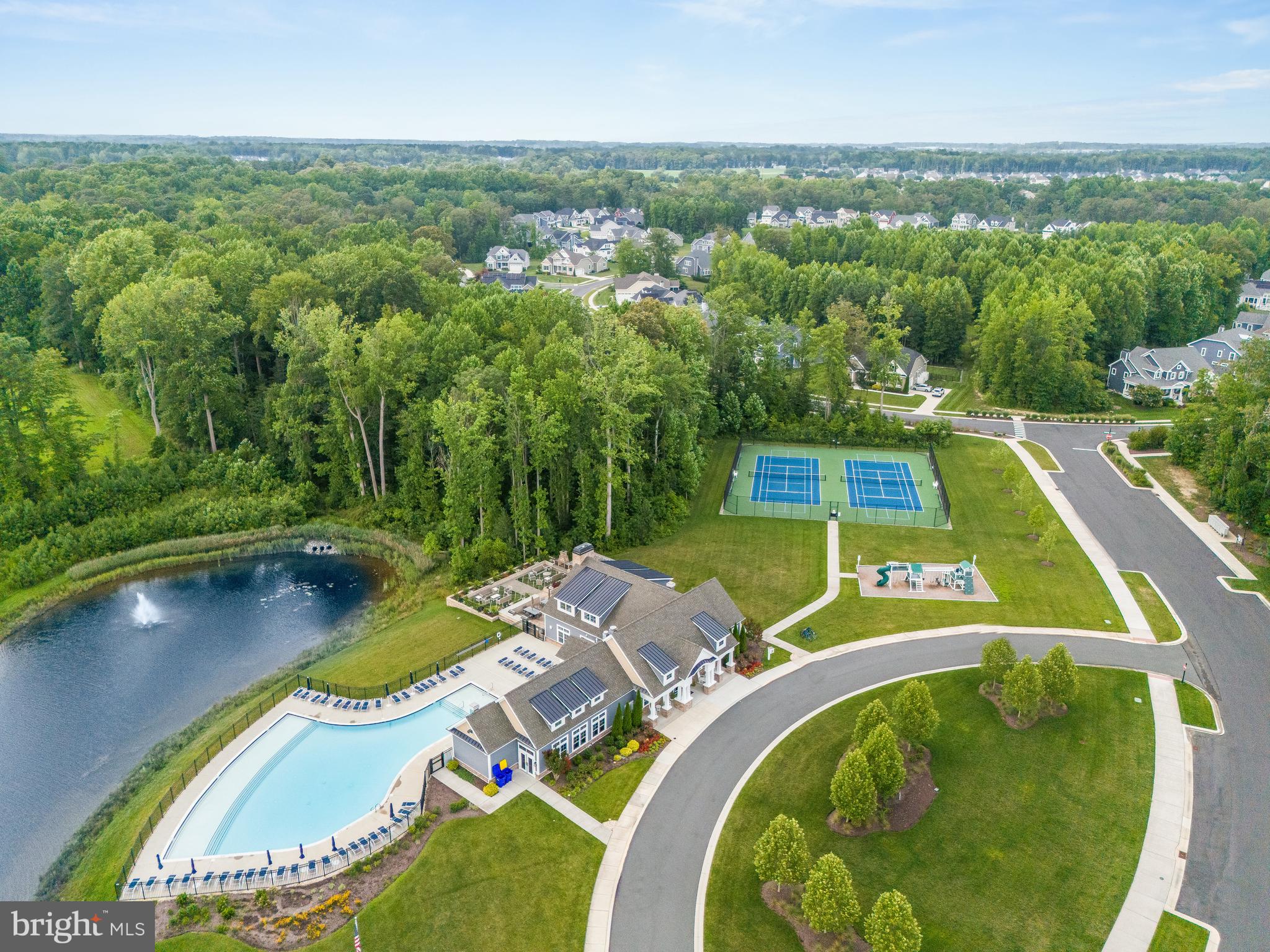 TIDEWATER LANDING - Residential