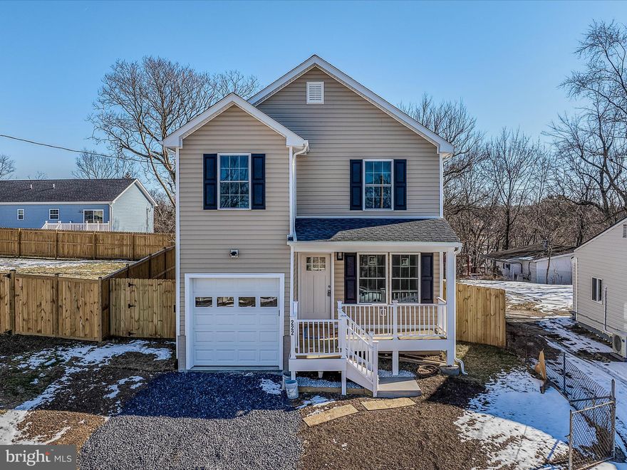 BRAND NEW and move in ready! This flawlessly constructed with attention to detail custom home offers 3 bedrooms and 2.5 baths. The home features upgraded cabinetry, stainless steel appliances, quartz countertops- in kitchen and all bathrooms!, luxury vinyl plank and tile flooring, and a garage that's finished! Conveniently located. Builder is providing a 1 year Home Warranty. This is a must see! Call today for details!