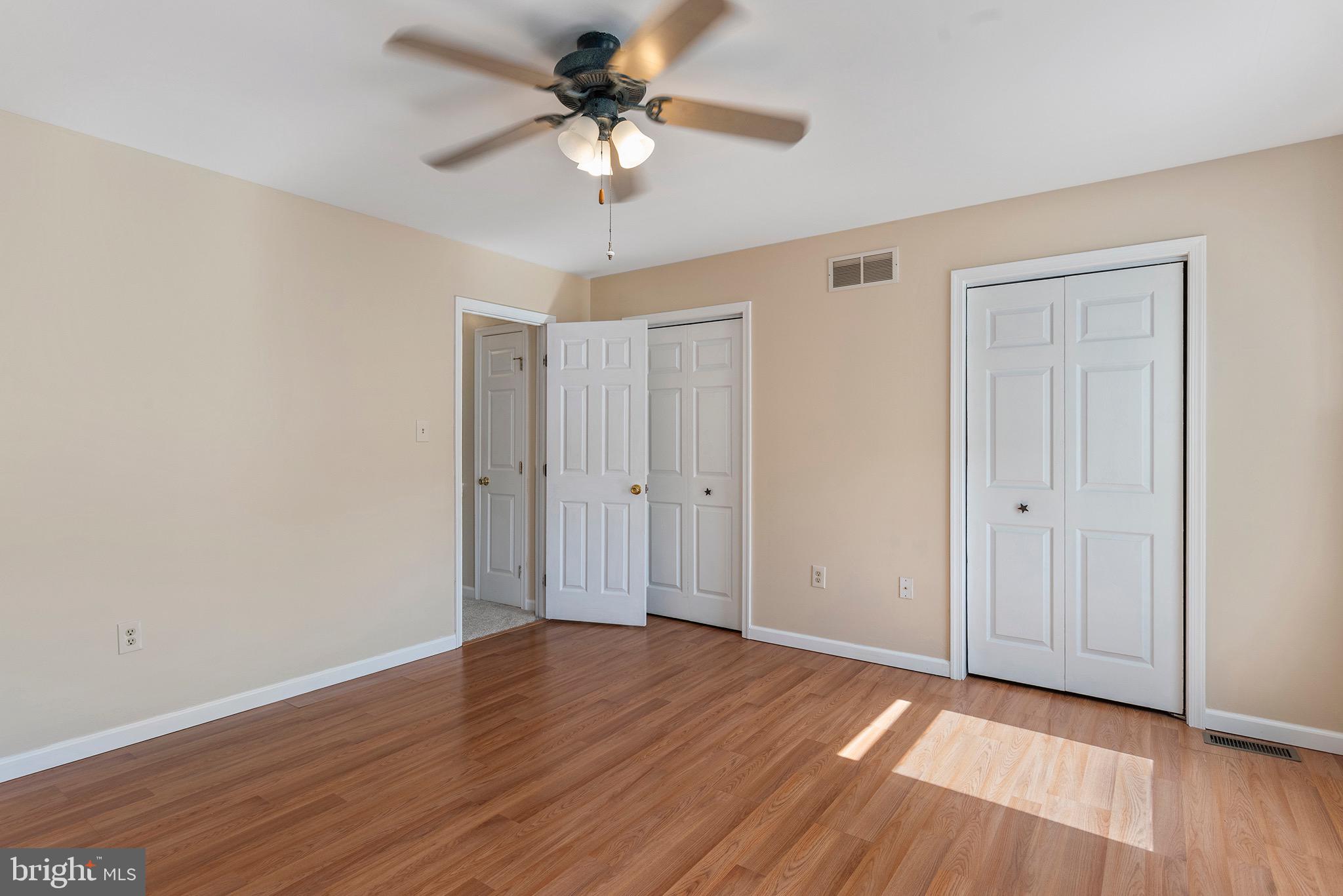 WHITEHALL WEST - Residential