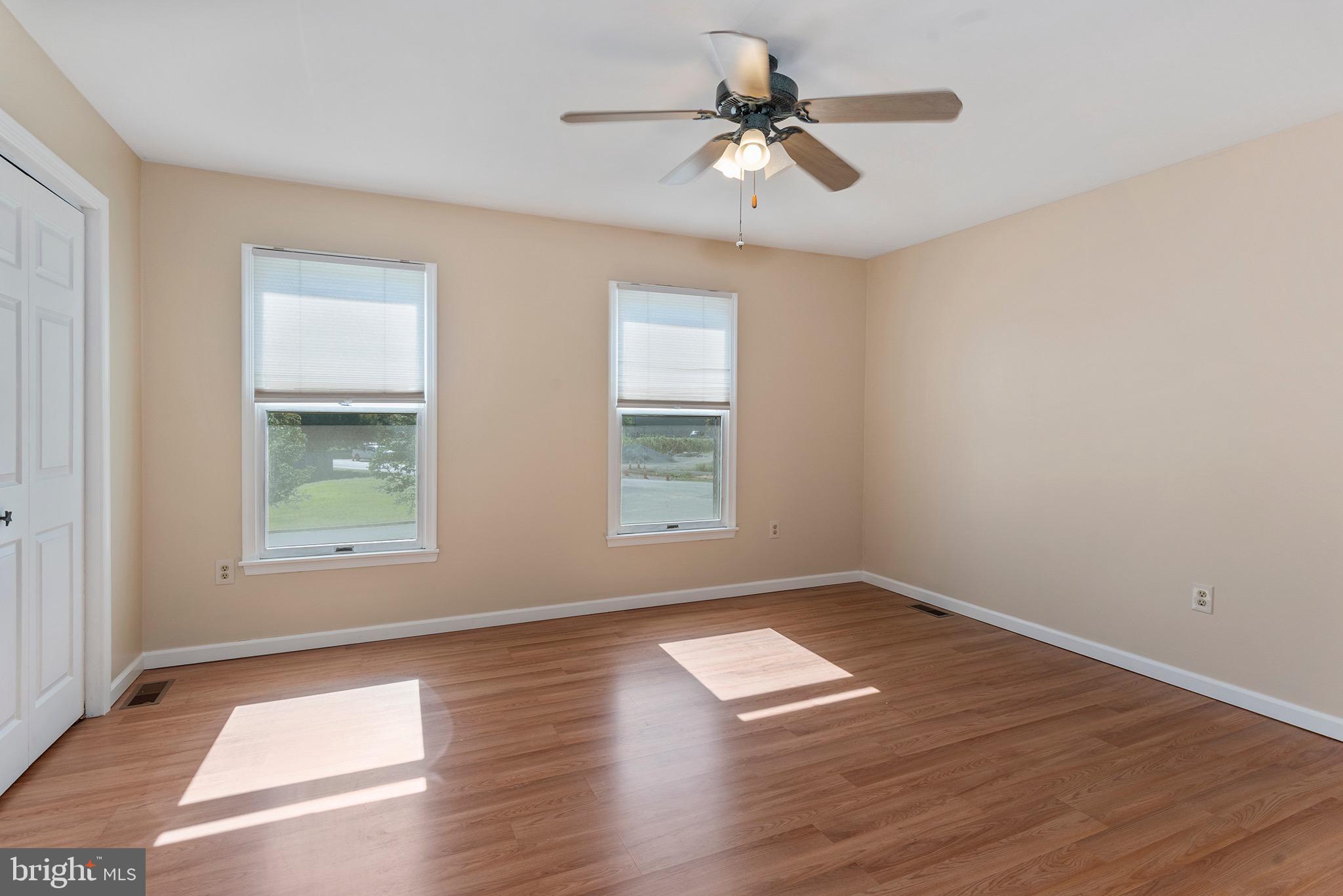 WHITEHALL WEST - Residential