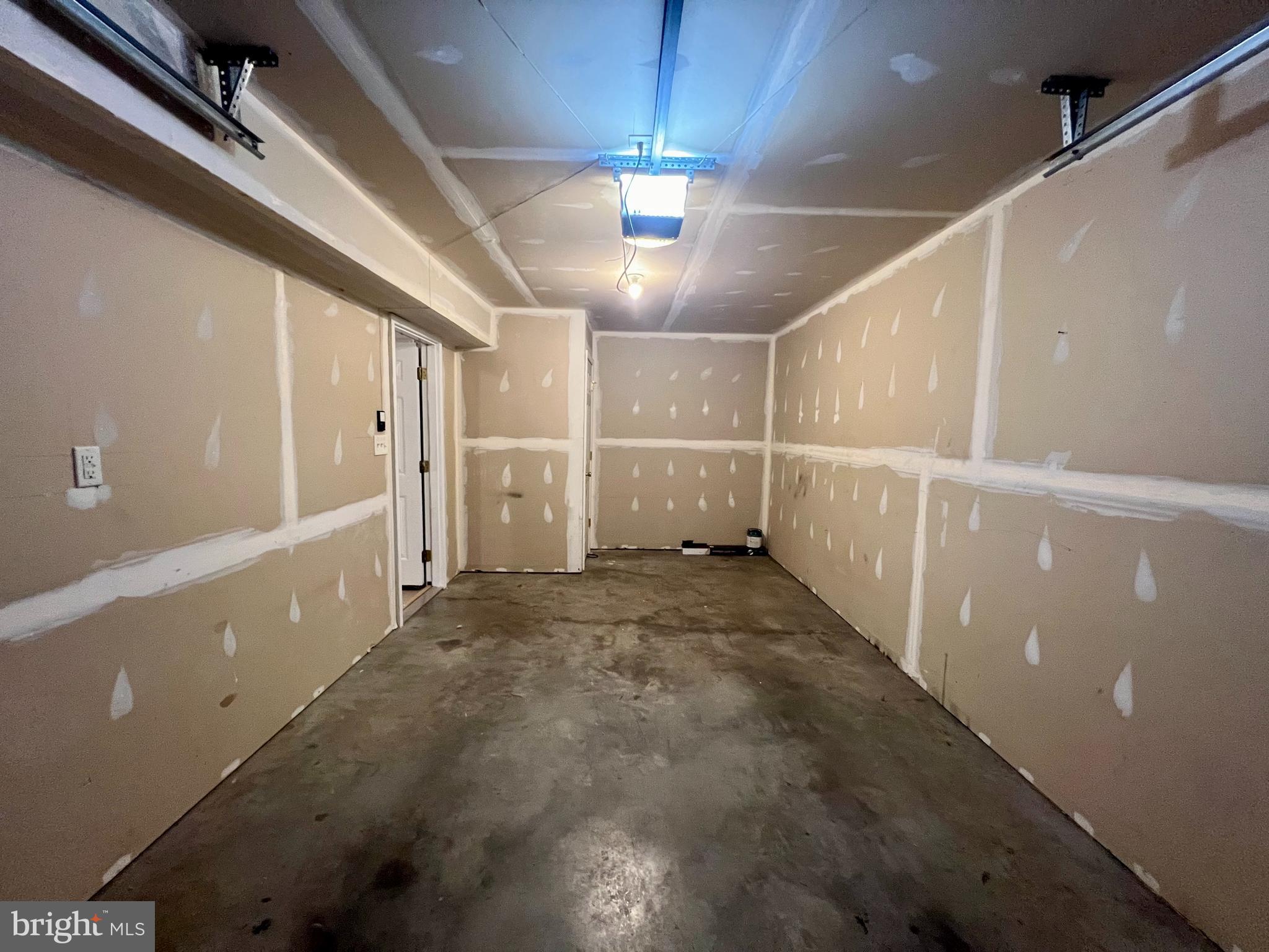 MILLS FARM - Residential