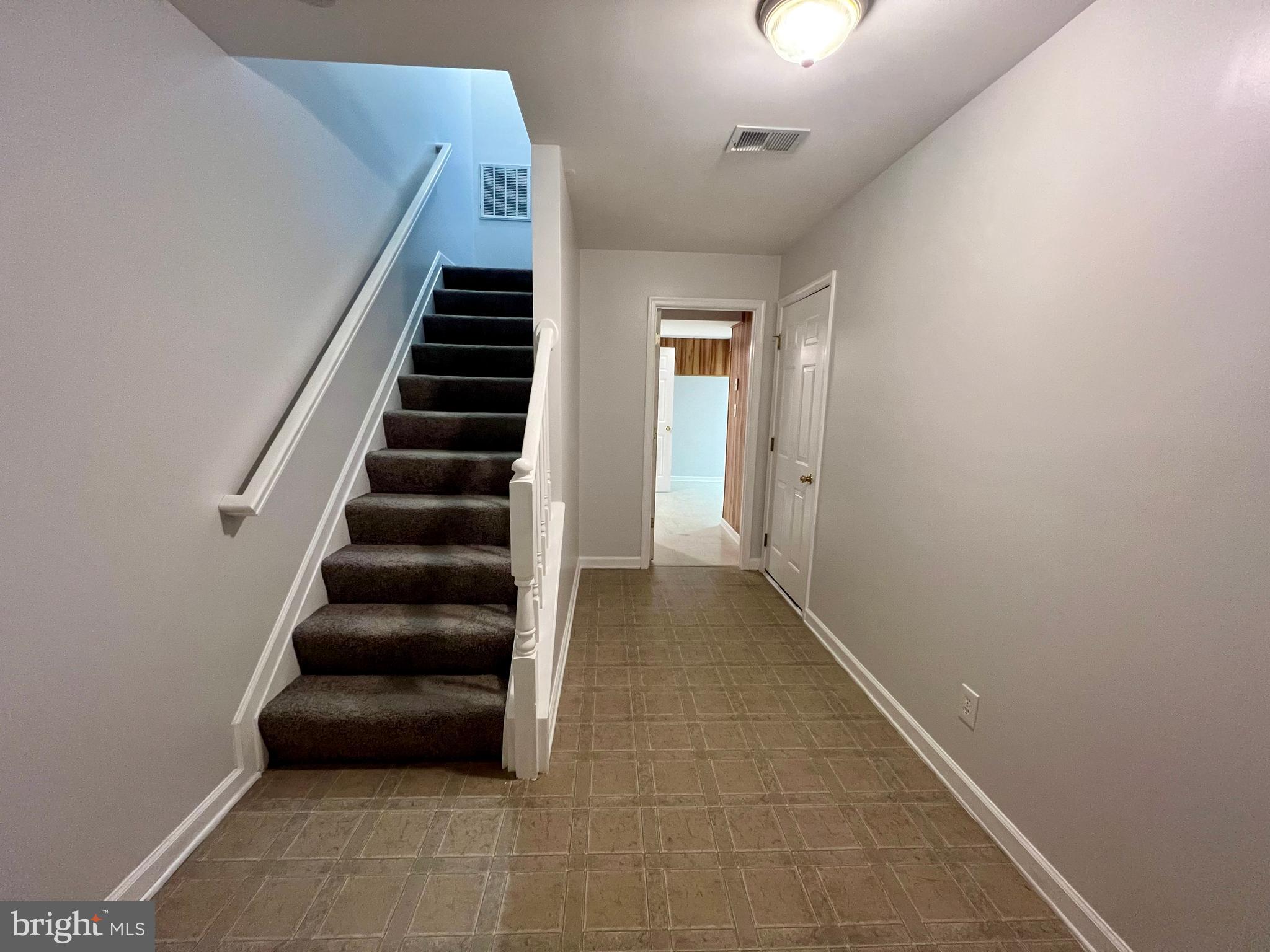 MILLS FARM - Residential