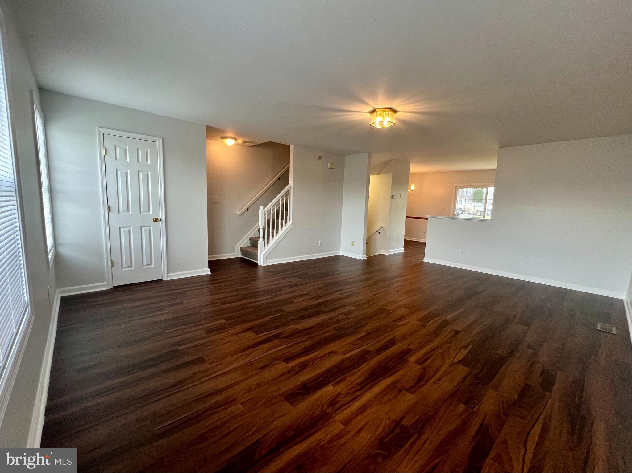 MILLS FARM - Residential