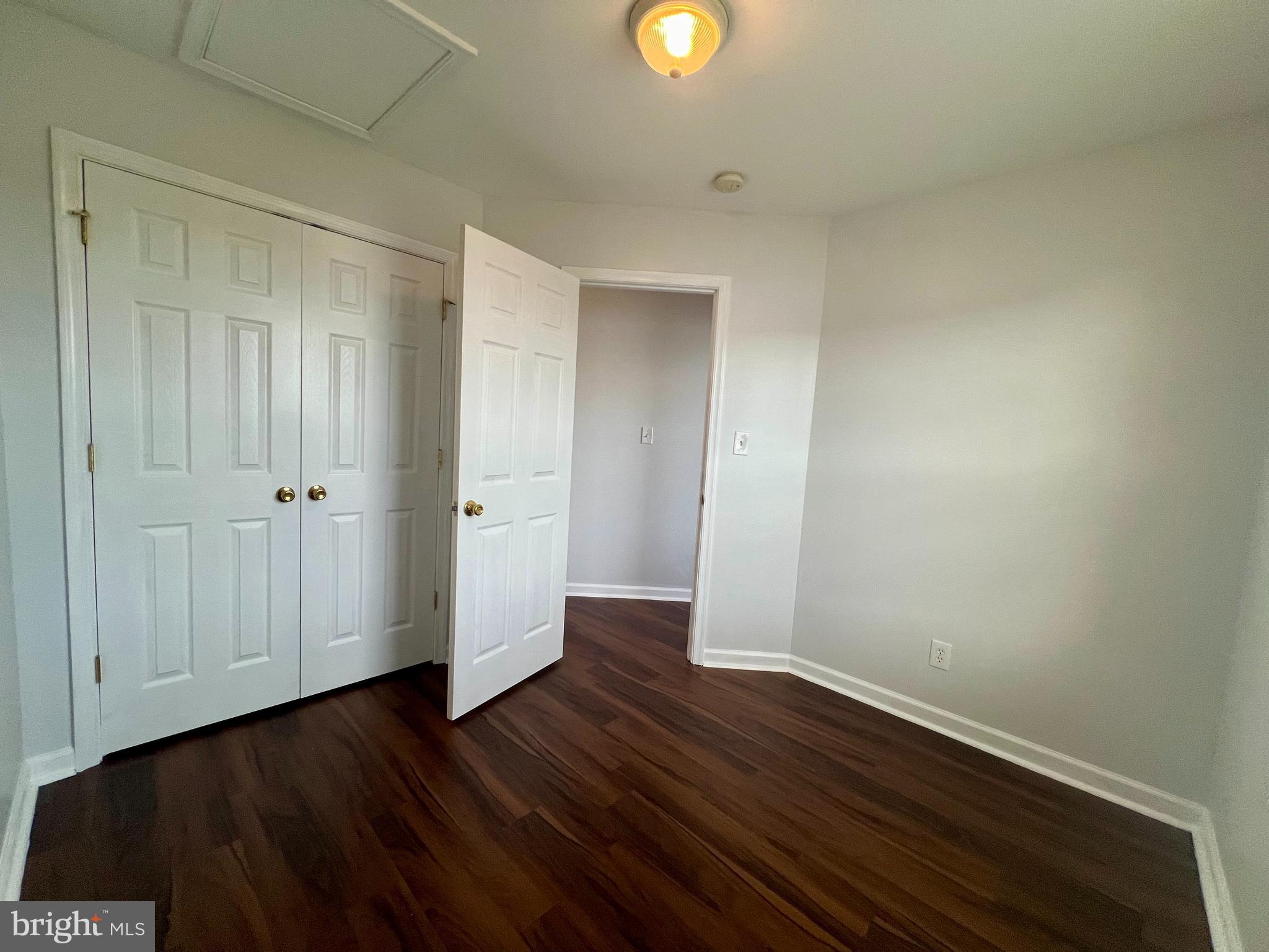 MILLS FARM - Residential