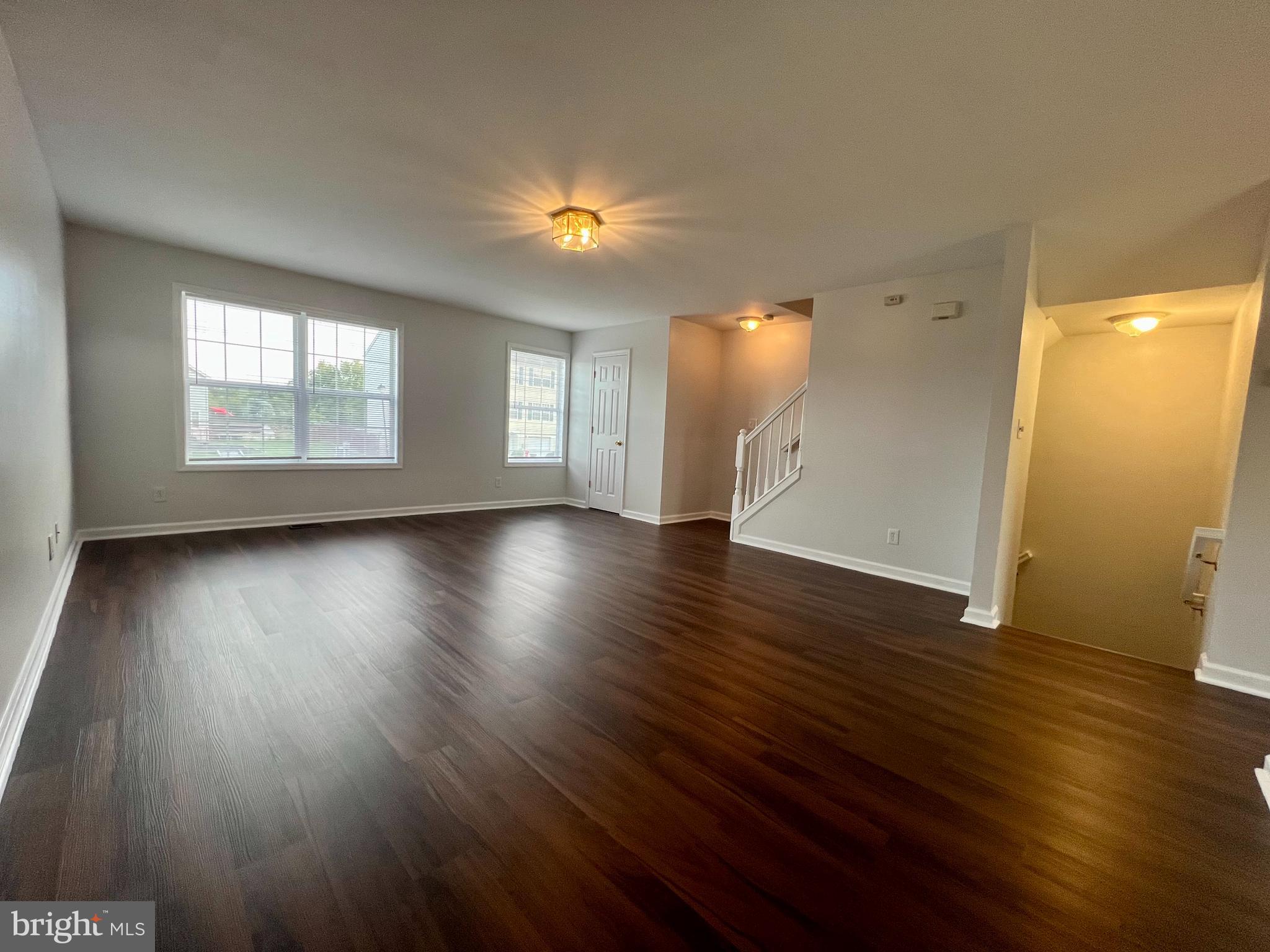 MILLS FARM - Residential