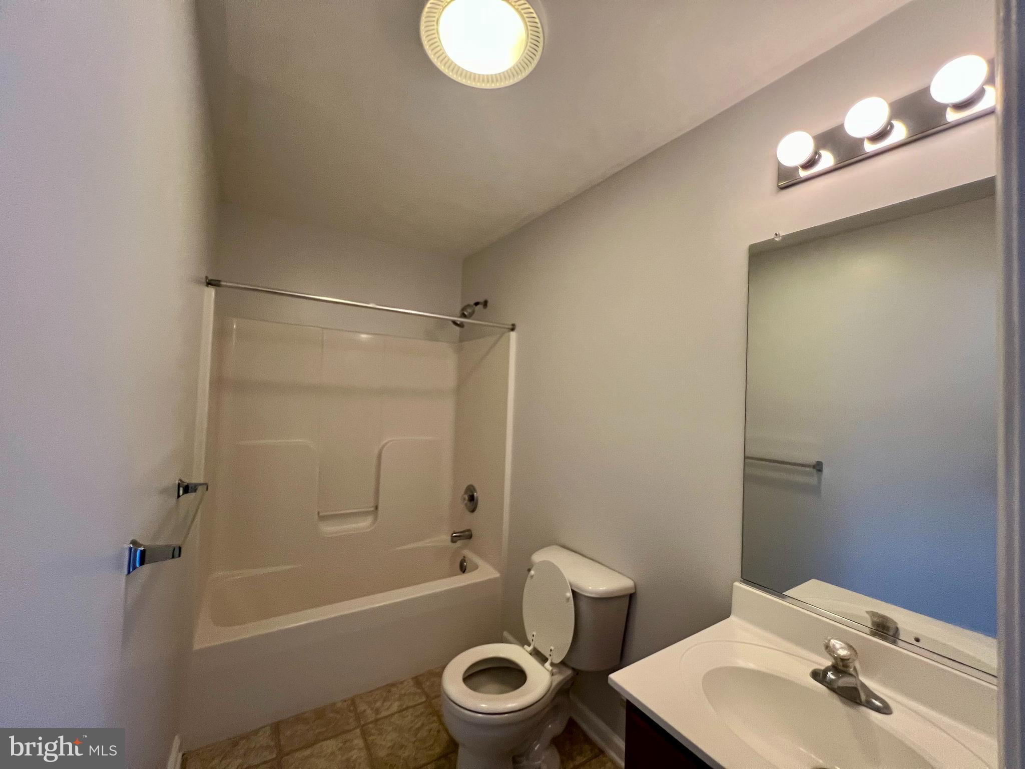 MILLS FARM - Residential