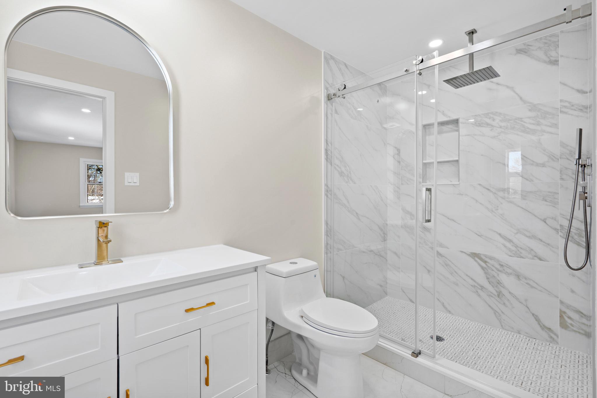 WILLOW GROVE - Residential