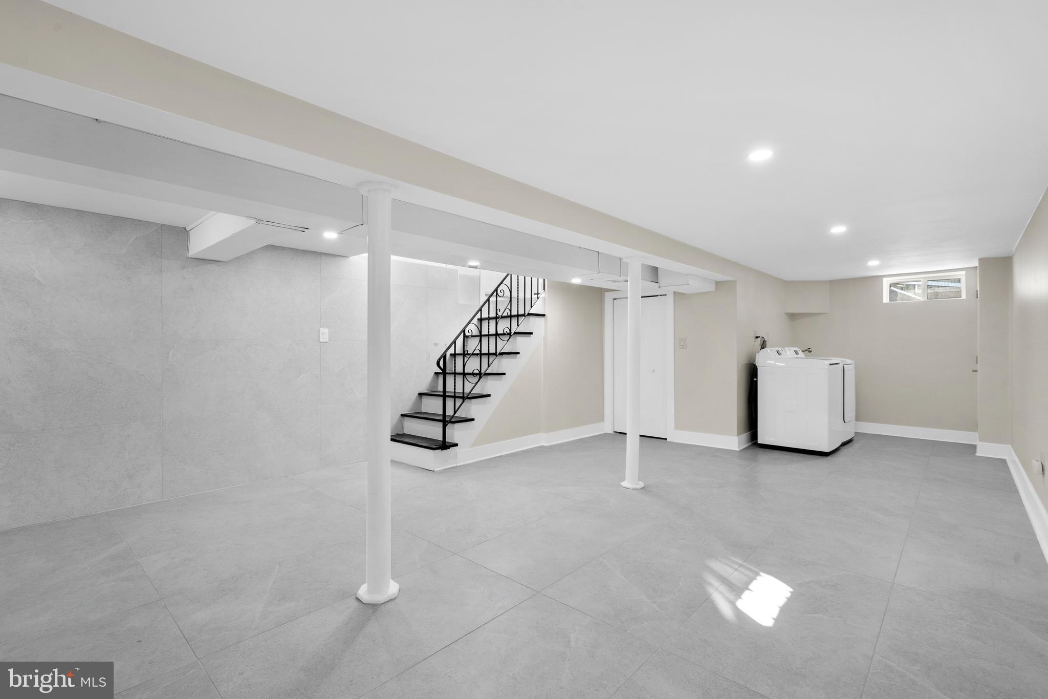 WILLOW GROVE - Residential