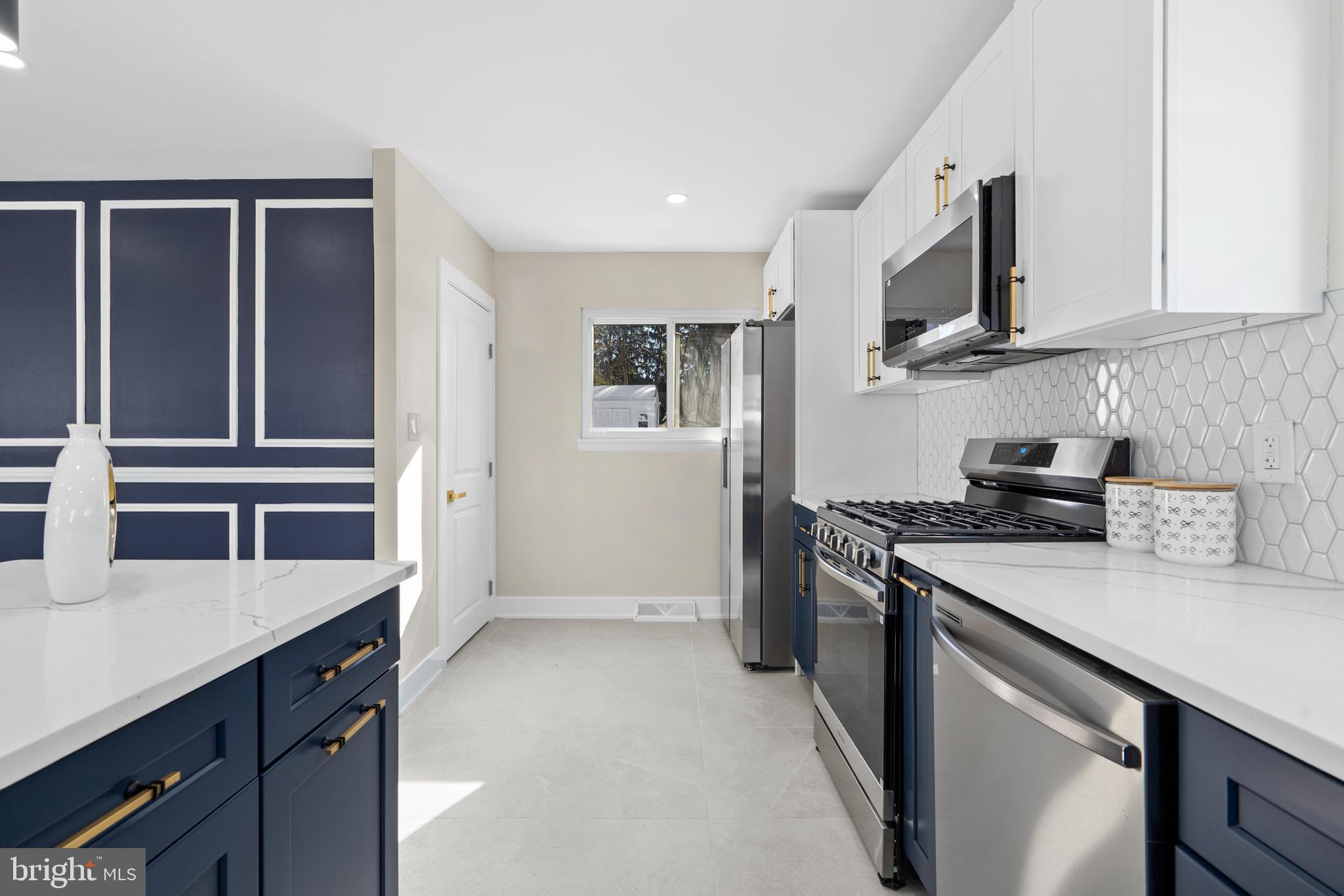 WILLOW GROVE - Residential