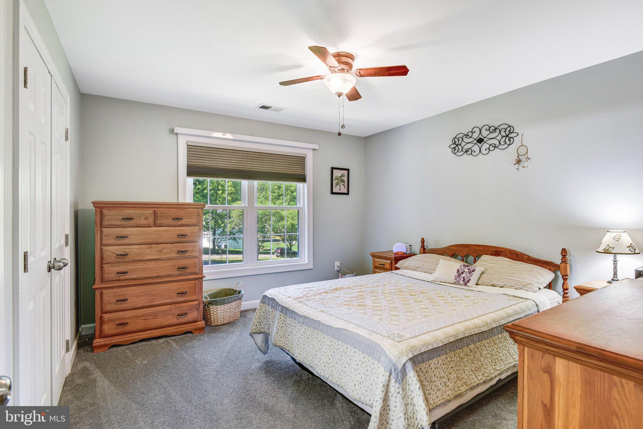 EMERALD OAKS - Residential