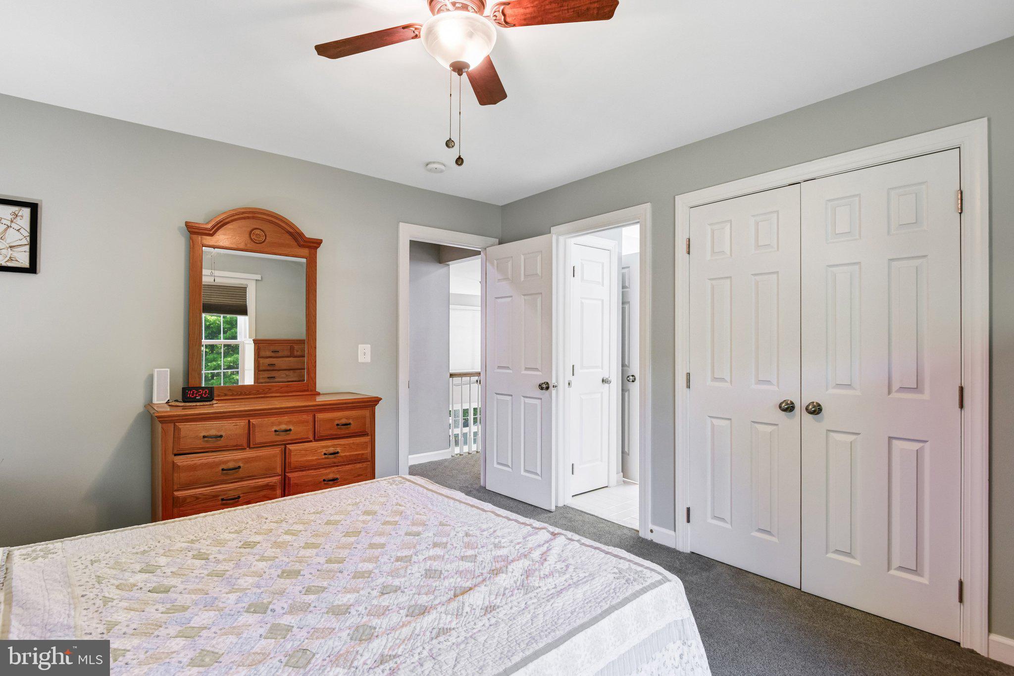 EMERALD OAKS - Residential