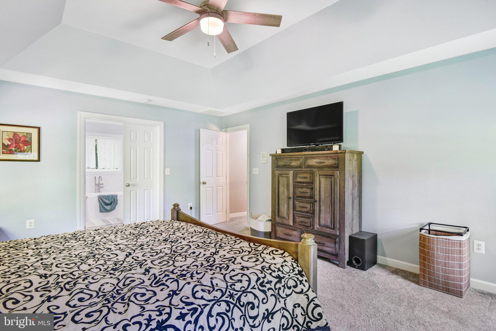 EMERALD OAKS - Residential