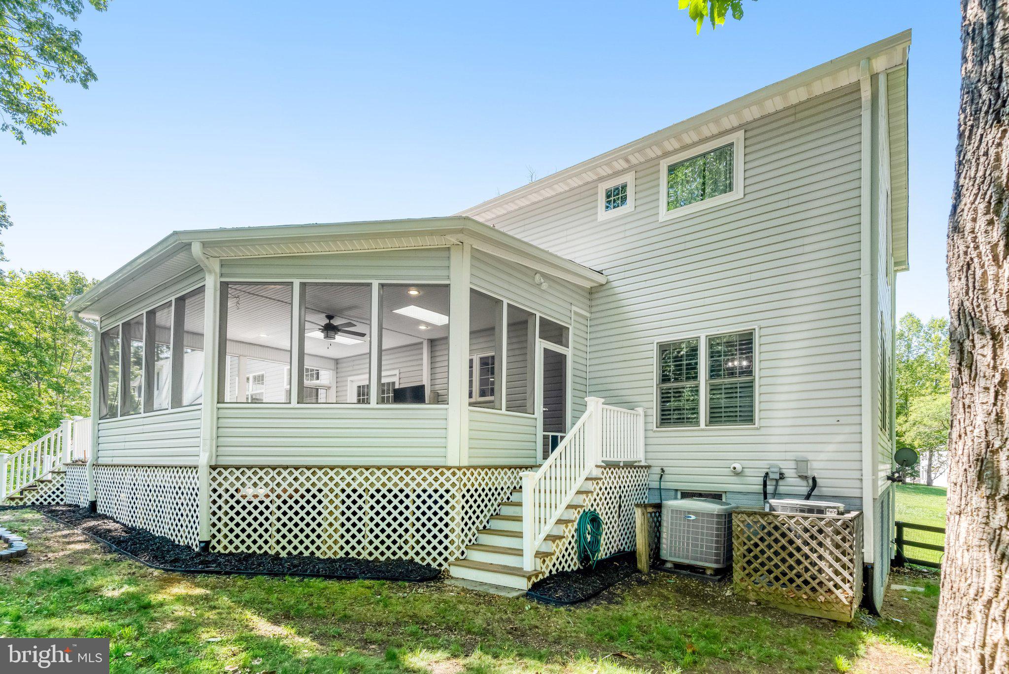 EMERALD OAKS - Residential