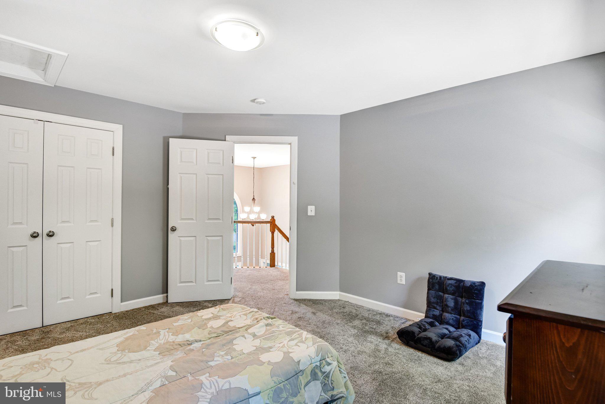 EMERALD OAKS - Residential