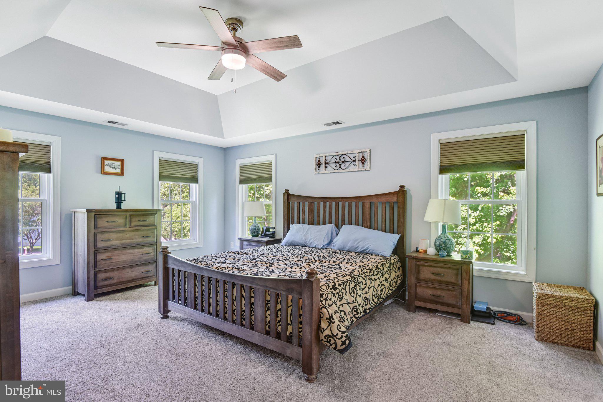 EMERALD OAKS - Residential