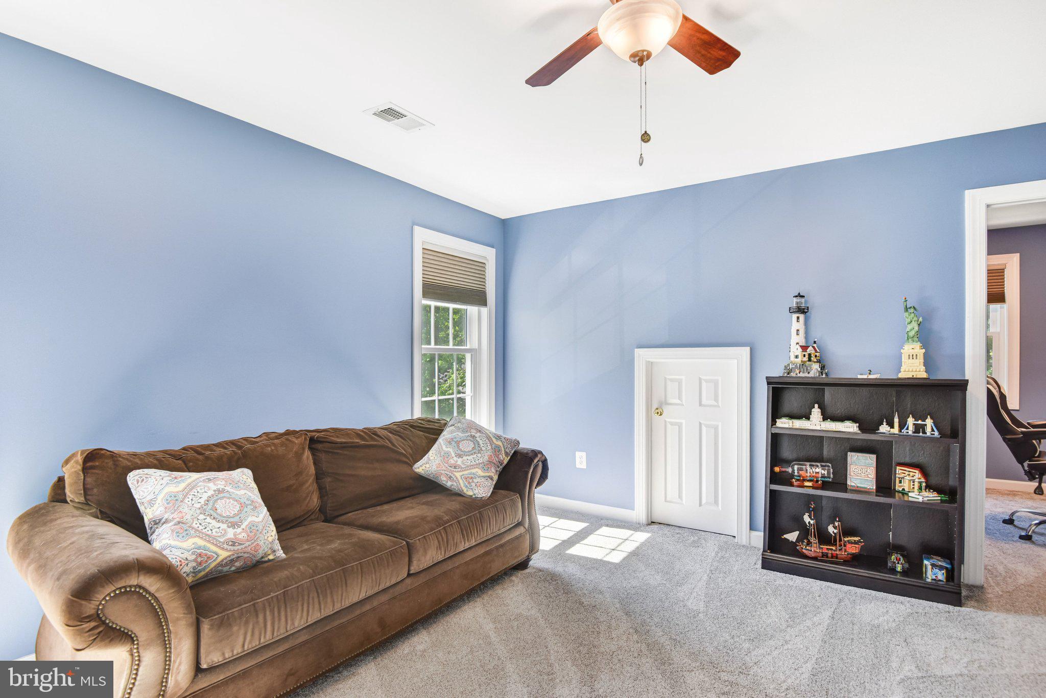 EMERALD OAKS - Residential