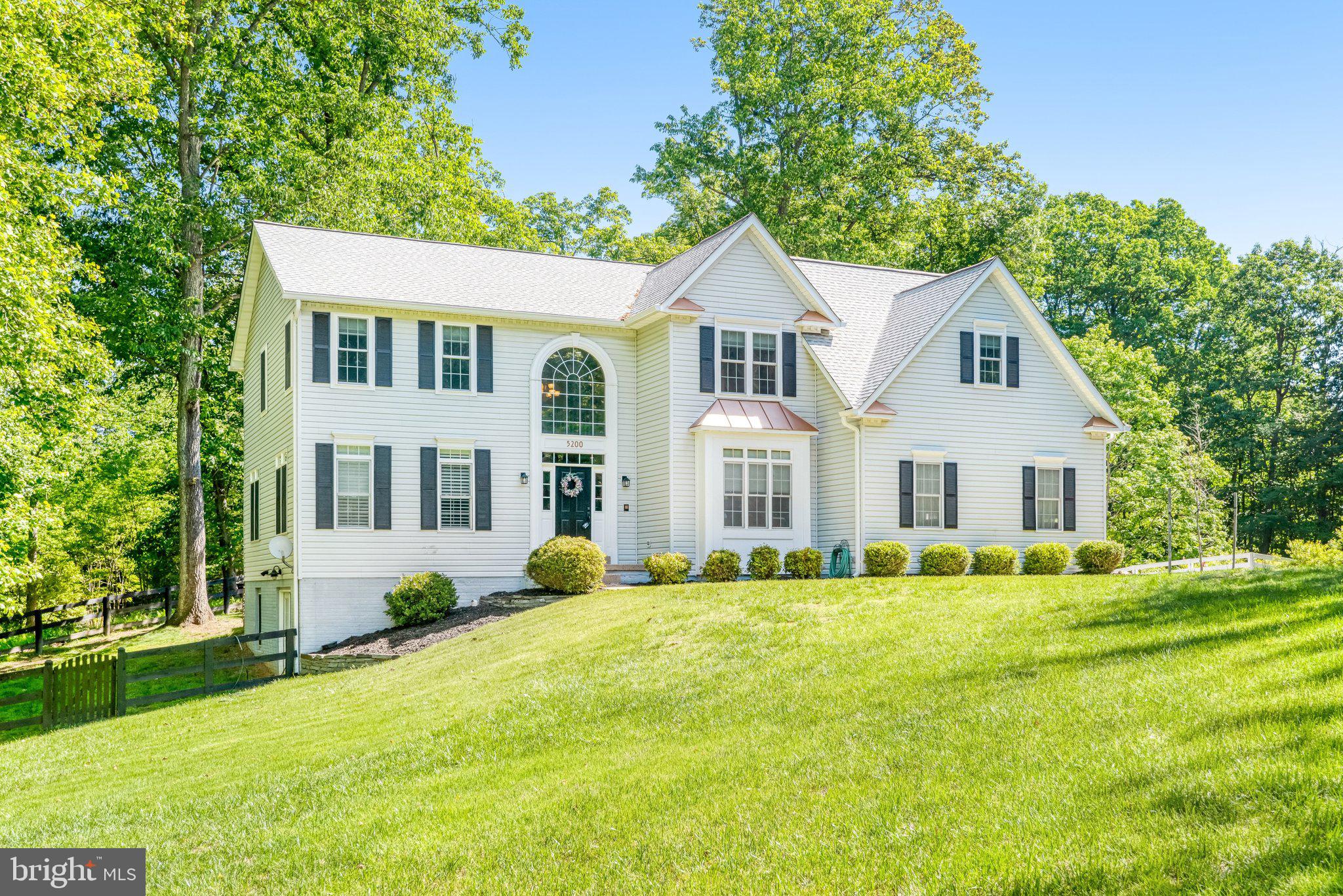 EMERALD OAKS - Residential