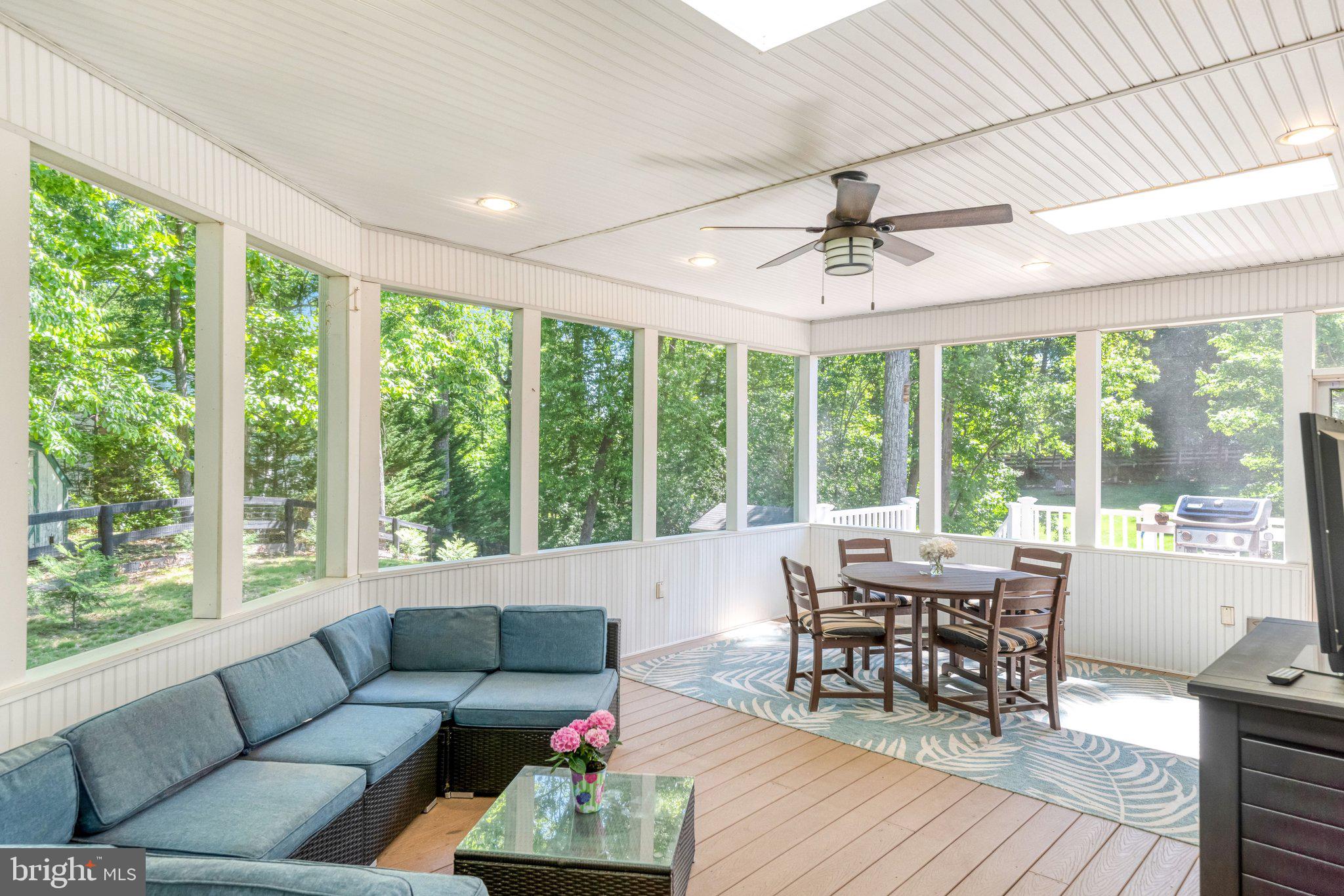 EMERALD OAKS - Residential