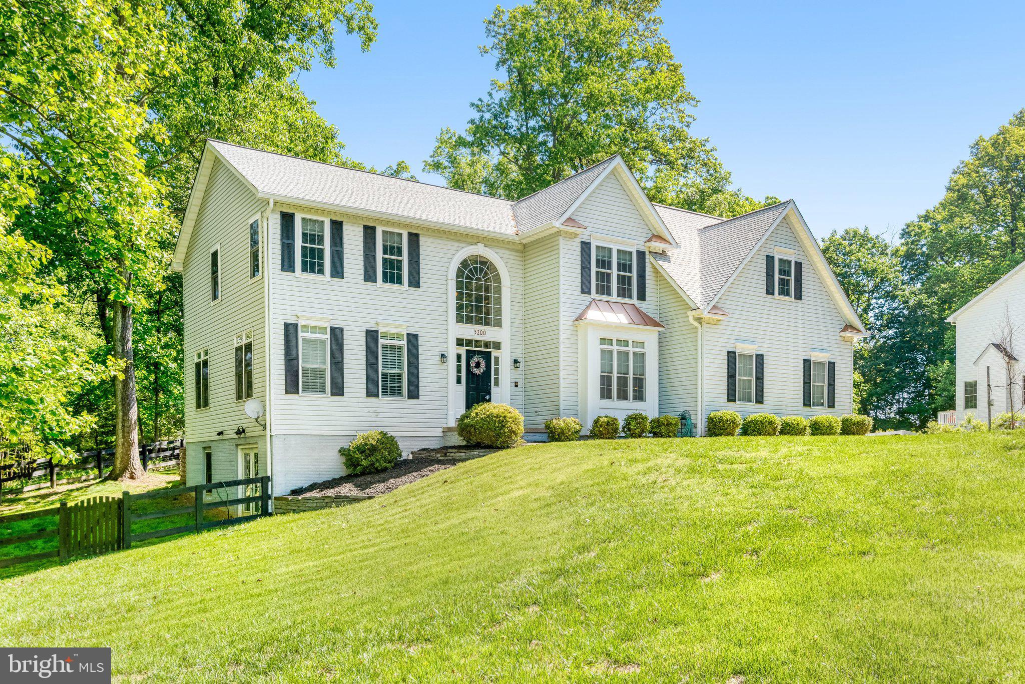 EMERALD OAKS - Residential