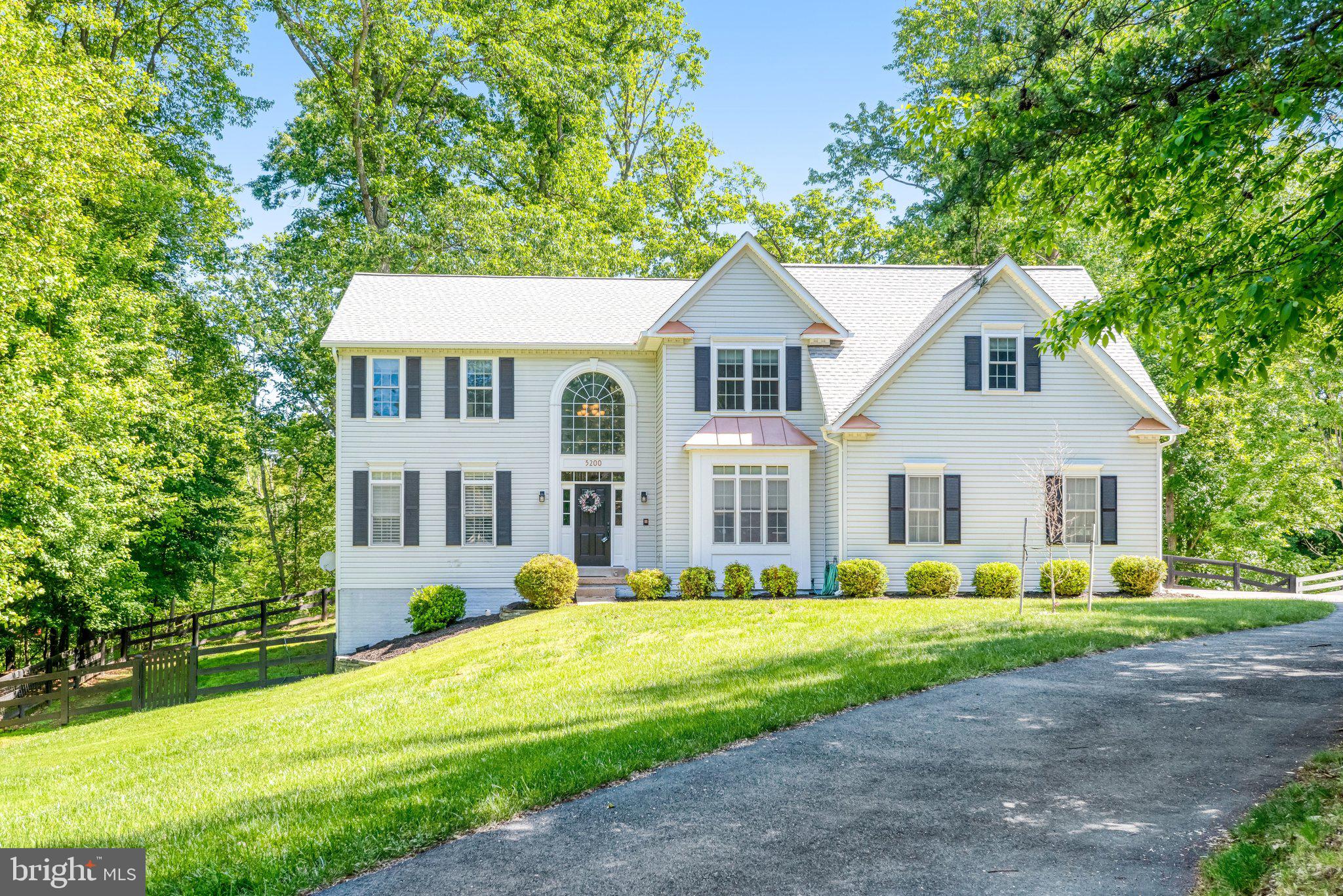 EMERALD OAKS - Residential