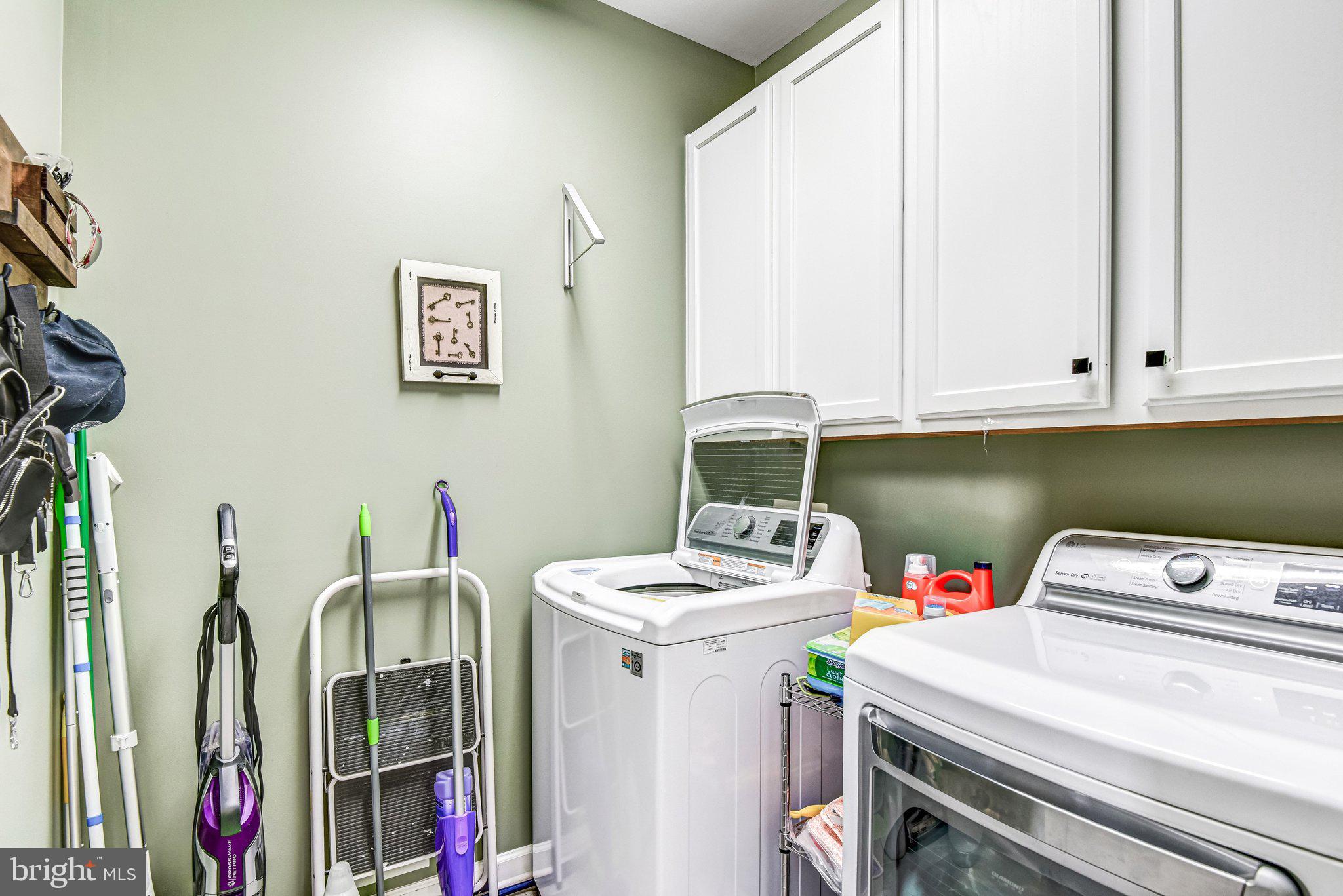 EMERALD OAKS - Residential