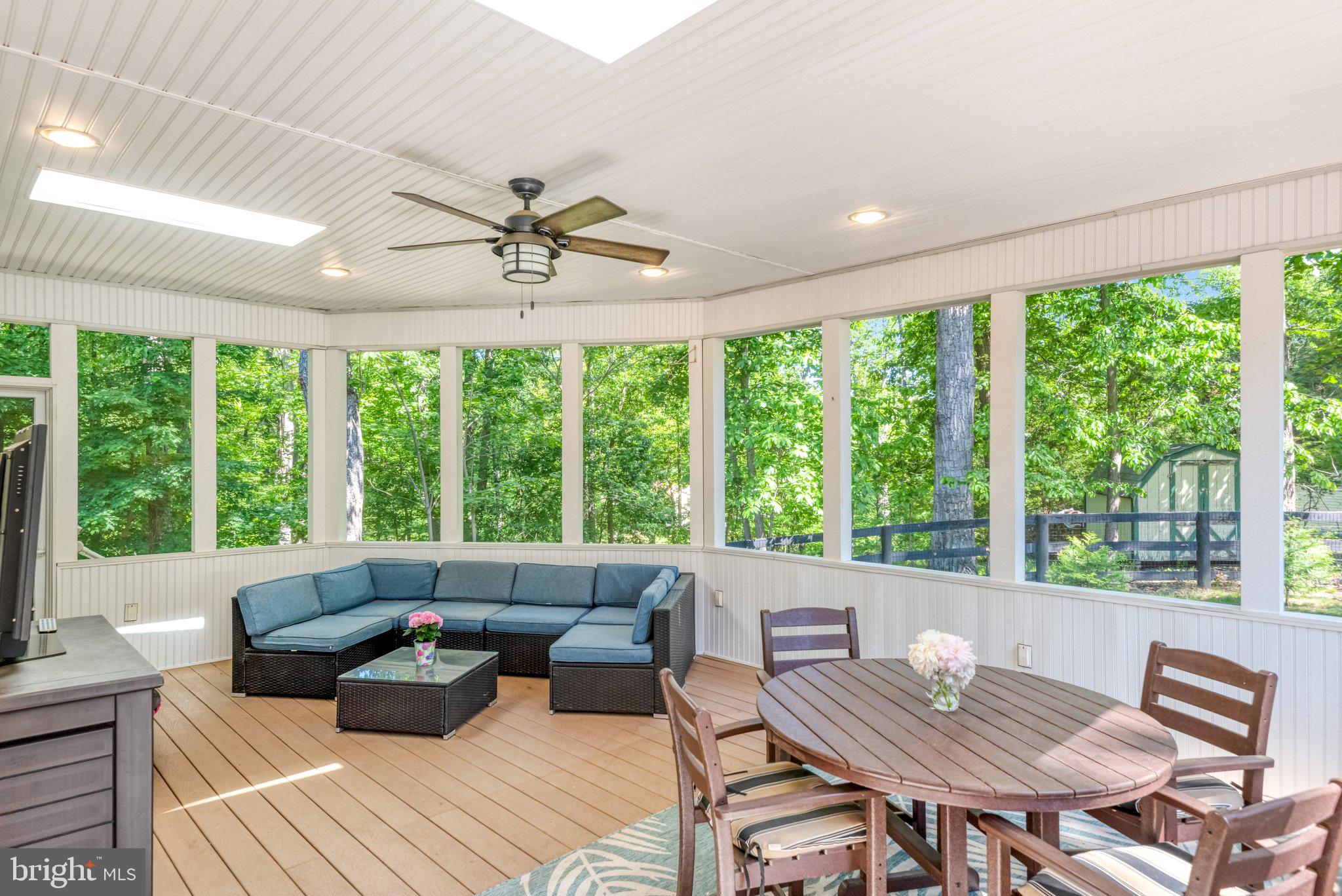 EMERALD OAKS - Residential