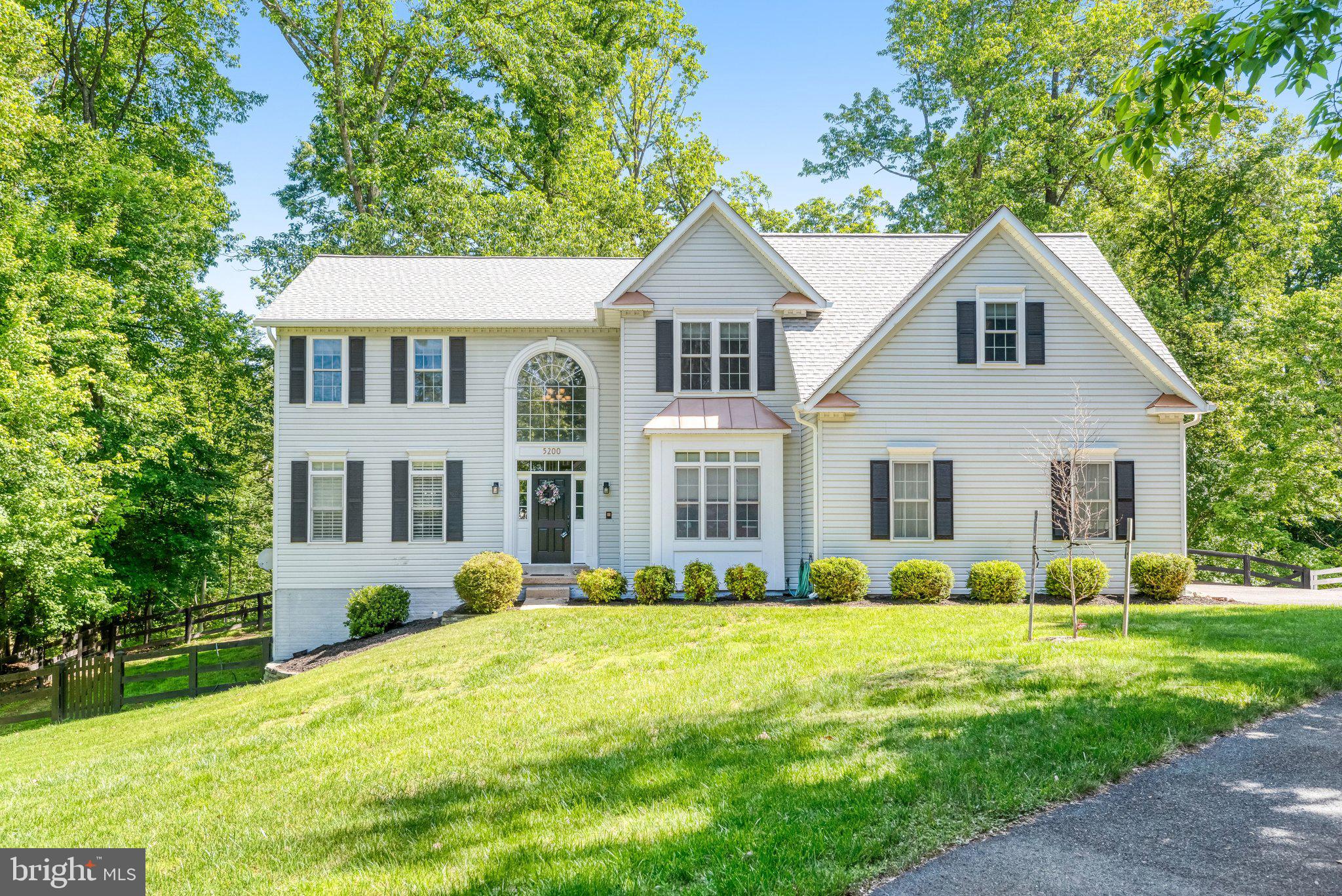 EMERALD OAKS - Residential