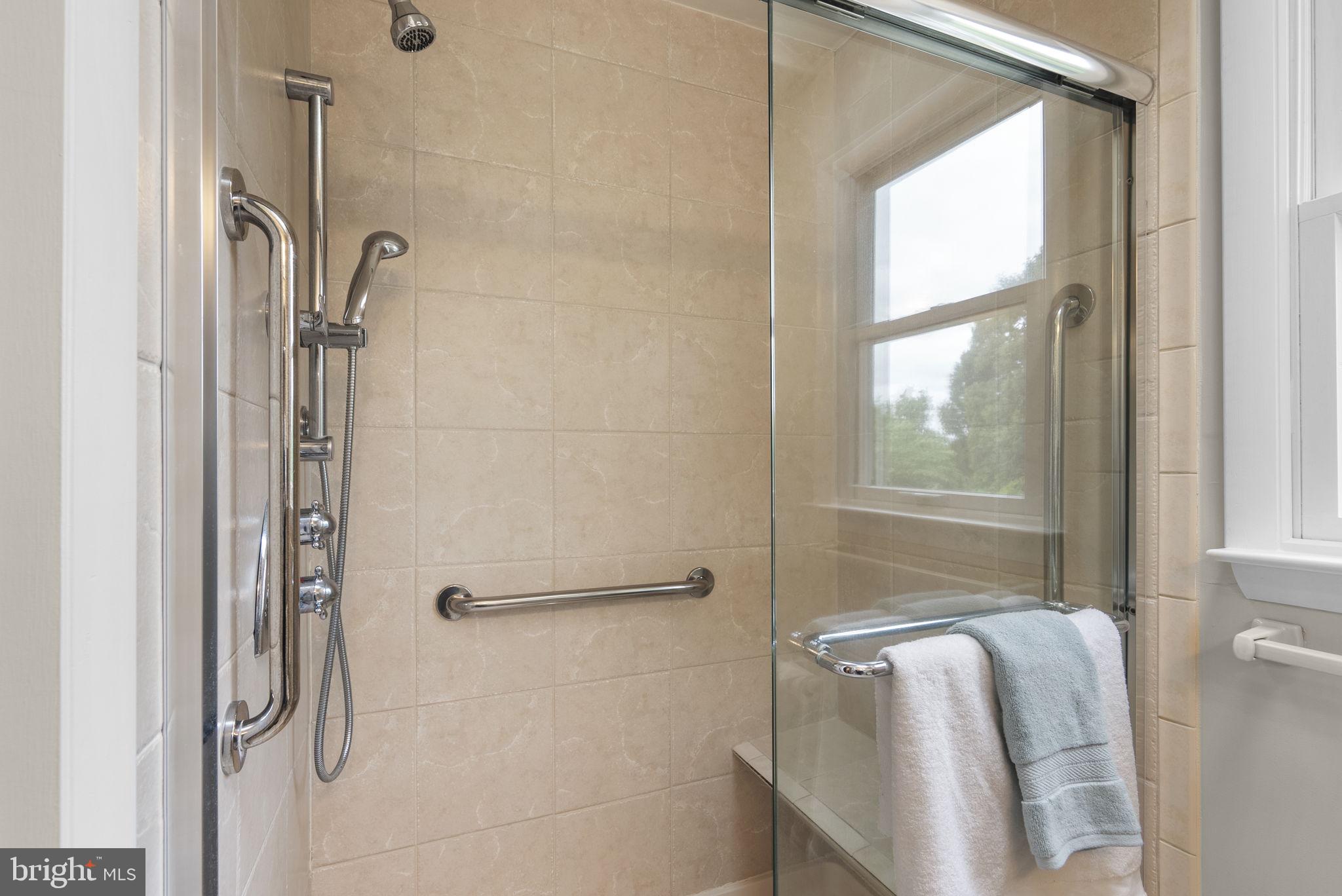 REGENCY ESTATES - Residential