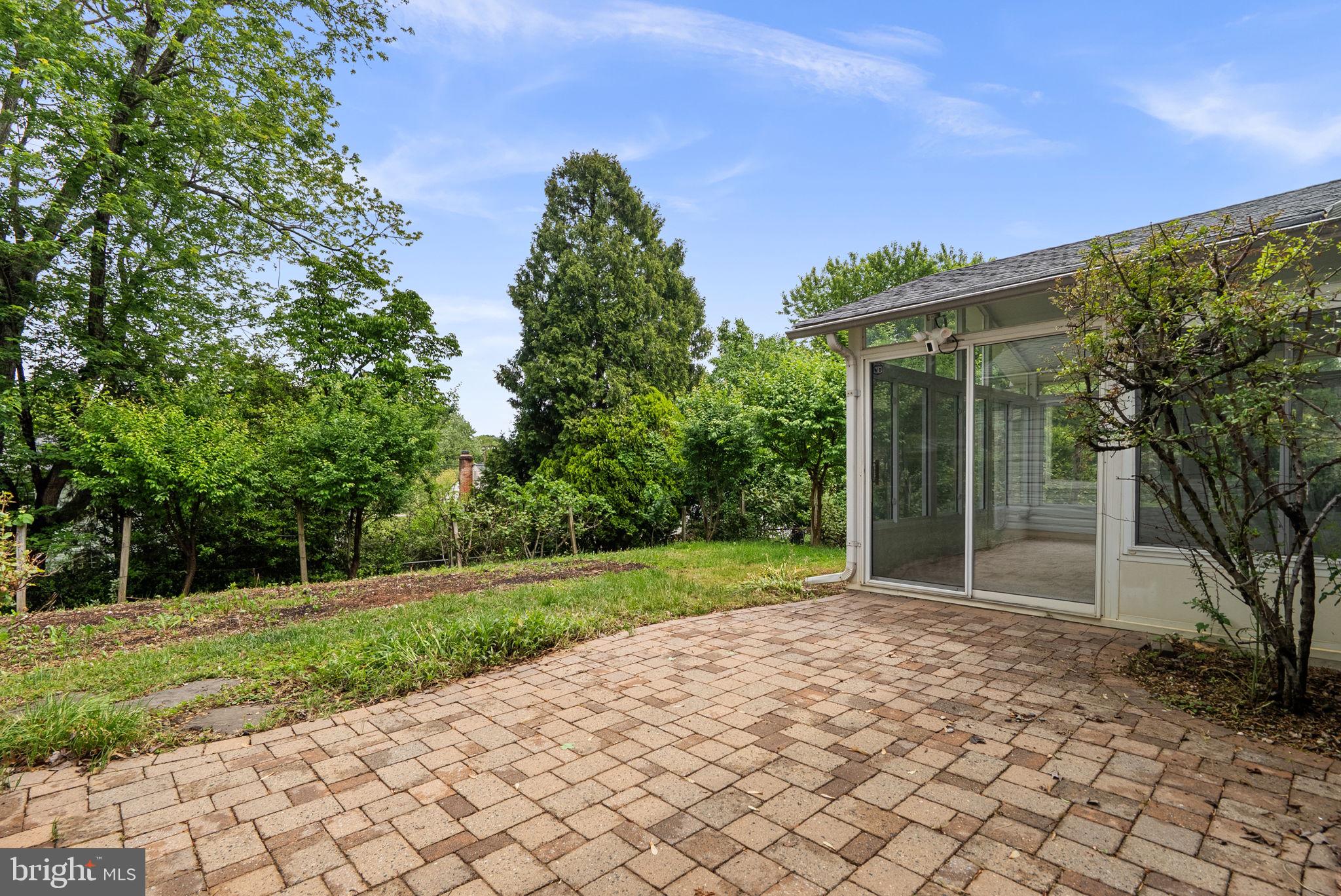 REGENCY ESTATES - Residential