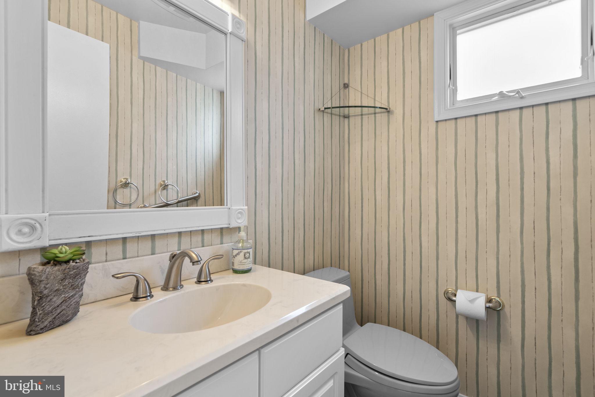 REGENCY ESTATES - Residential