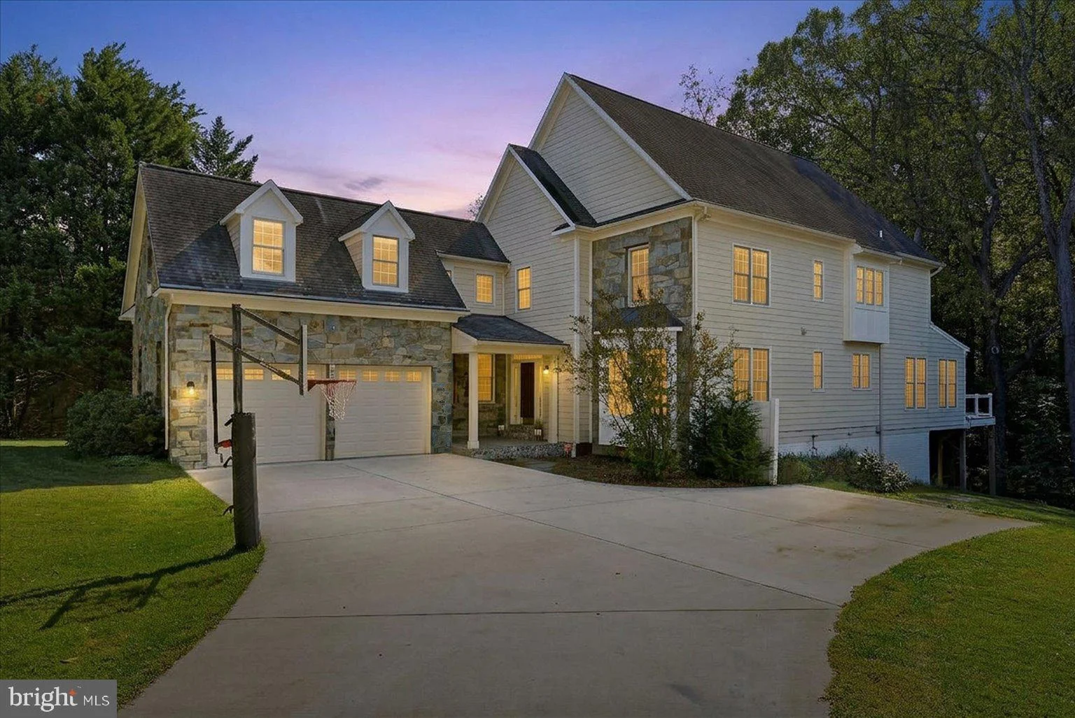 8711 Seven Locks Road, Bethesda, MD 20817