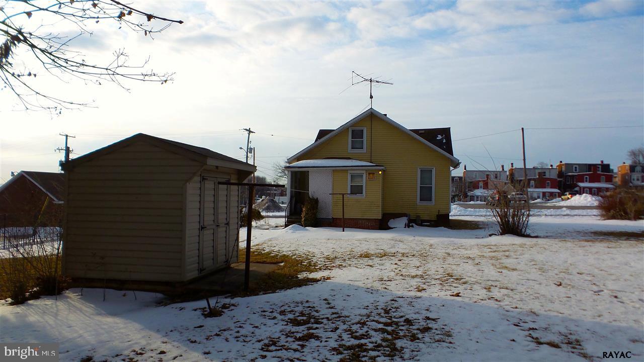 NORTH YORK BORO - Residential