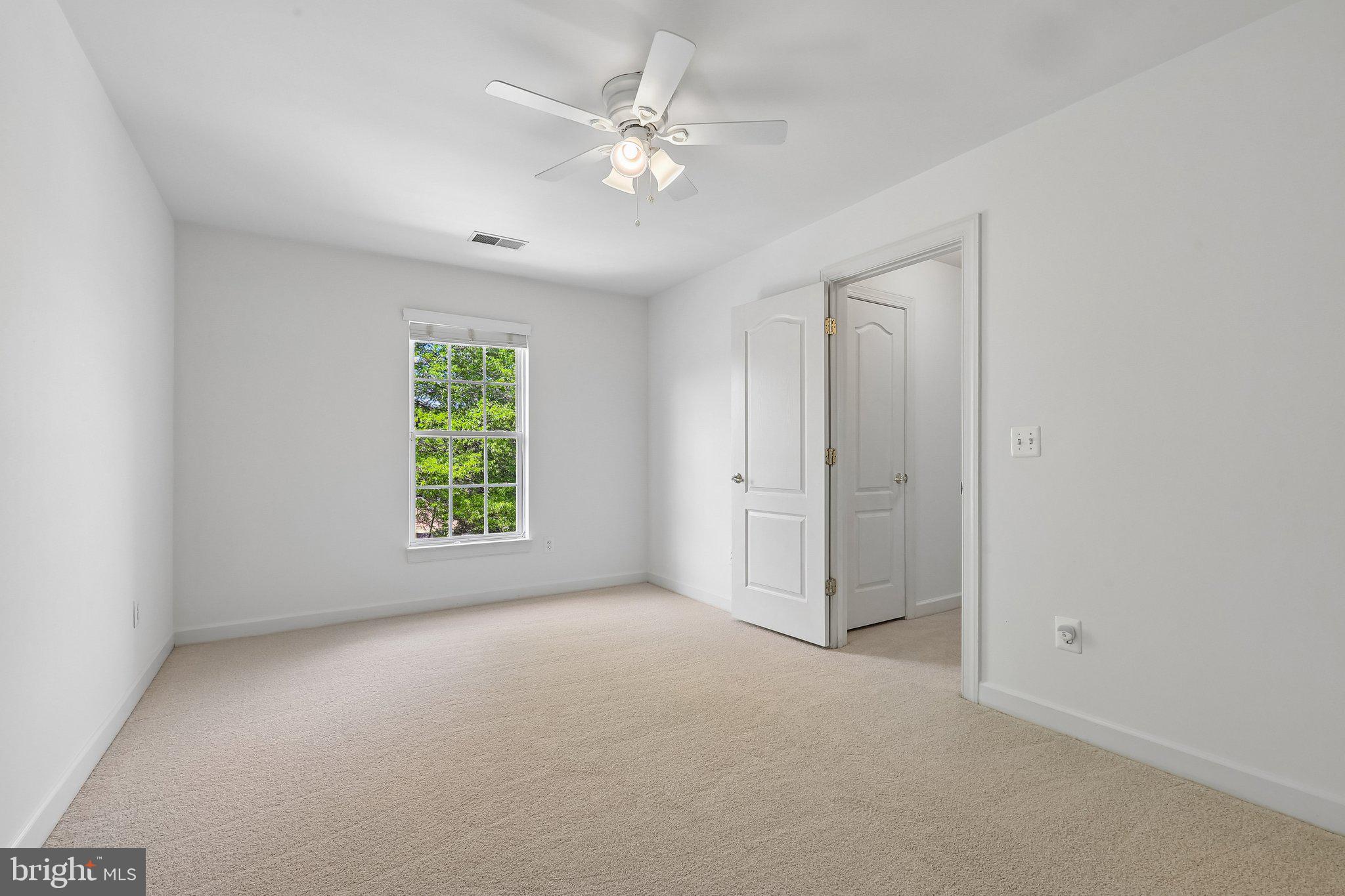 POTOMAC STATION - Residential