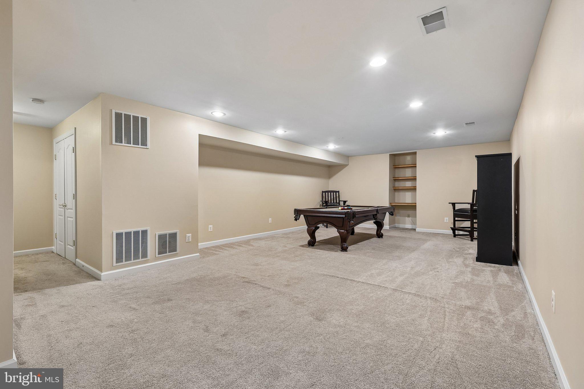 POTOMAC STATION - Residential