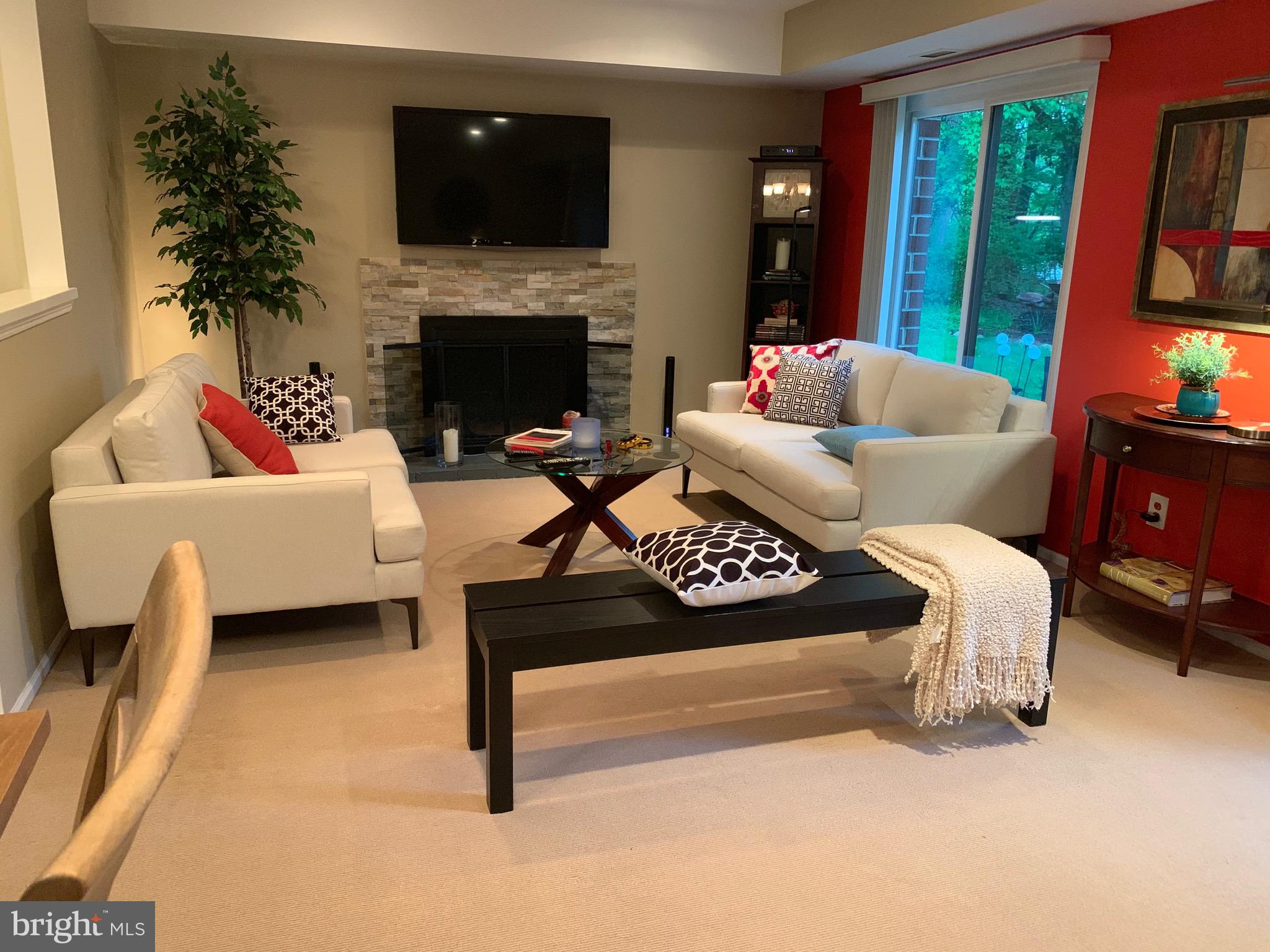 1001 WORTHINGTON DRIVE 1001