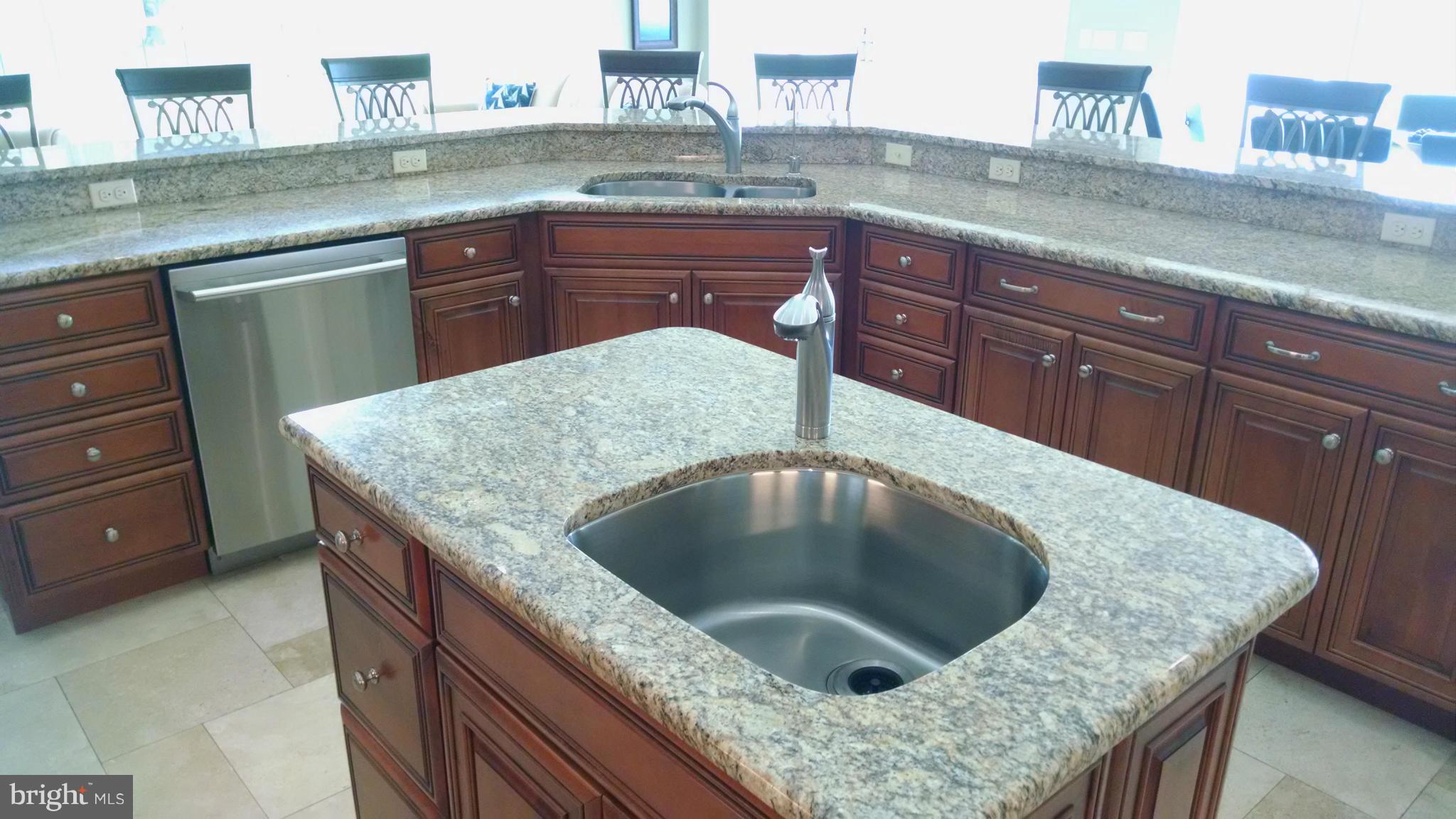 GOVERNOR GRASON MANOR - Residential