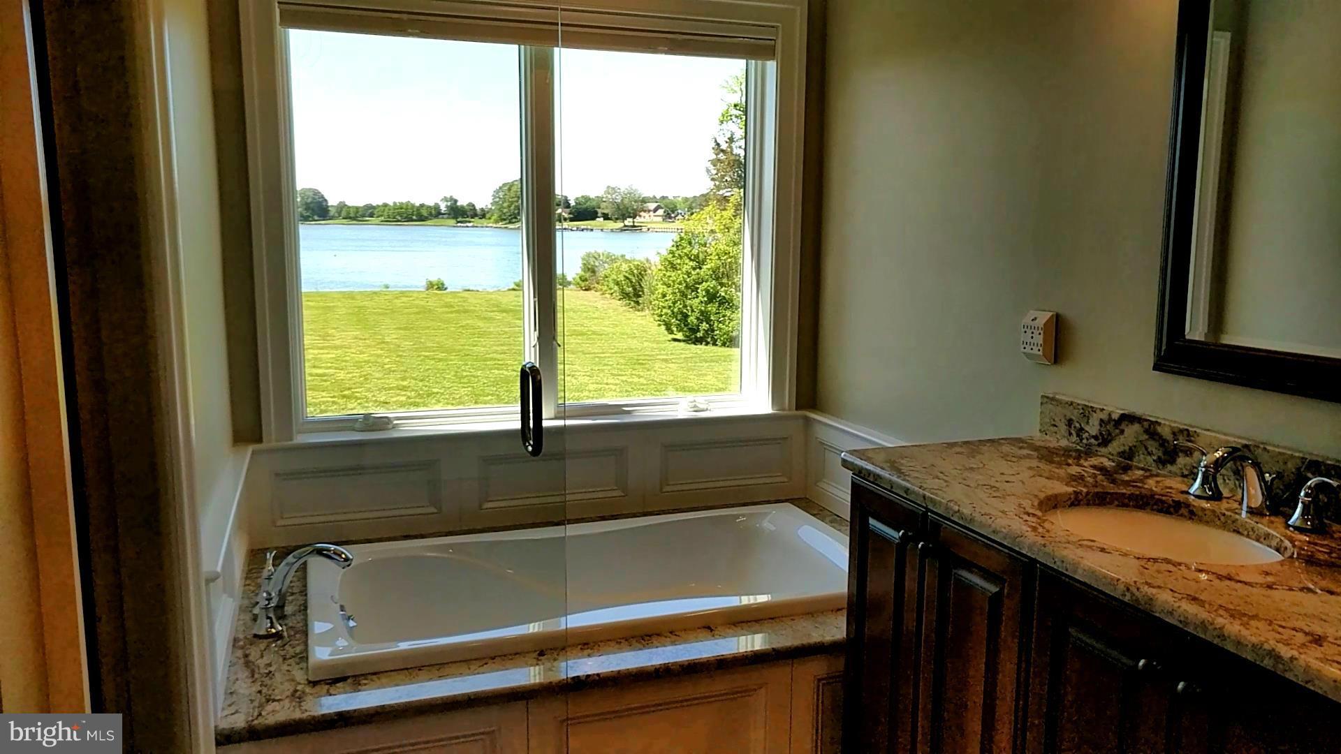 GOVERNOR GRASON MANOR - Residential