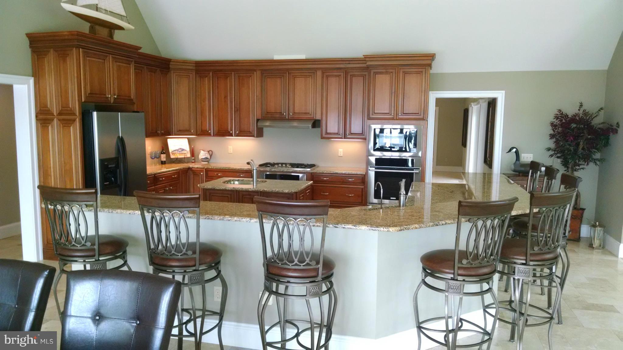 GOVERNOR GRASON MANOR - Residential