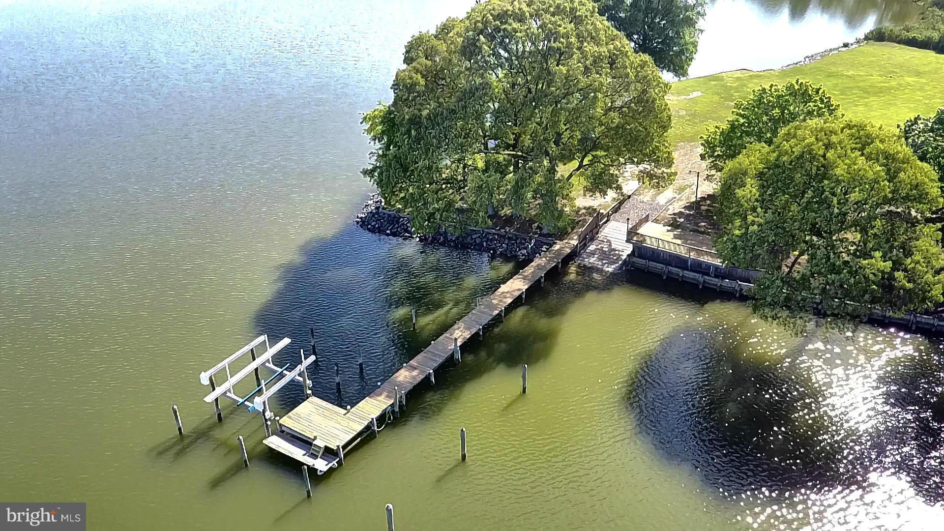 GOVERNOR GRASON MANOR - Residential