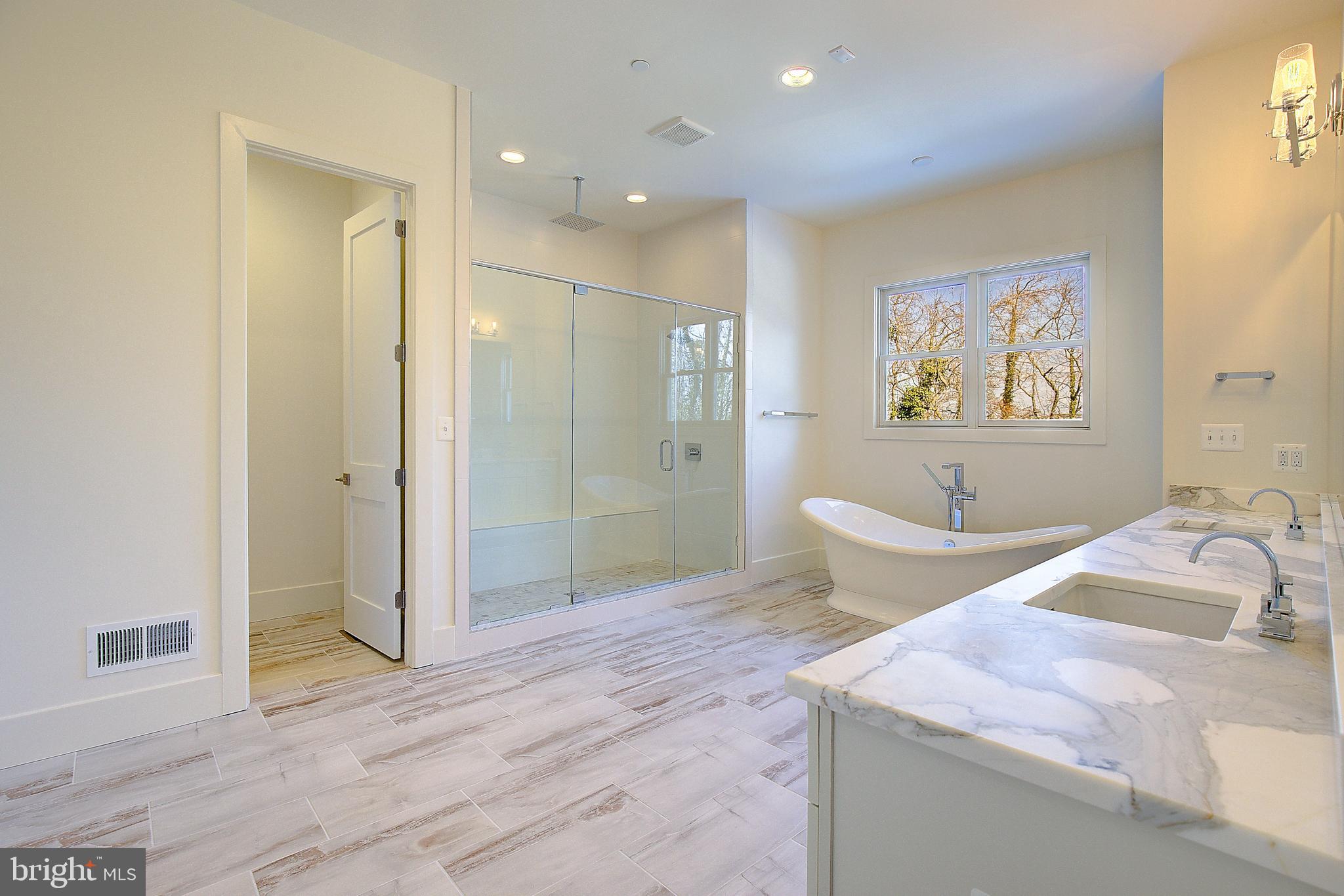 PARKWOOD - Residential