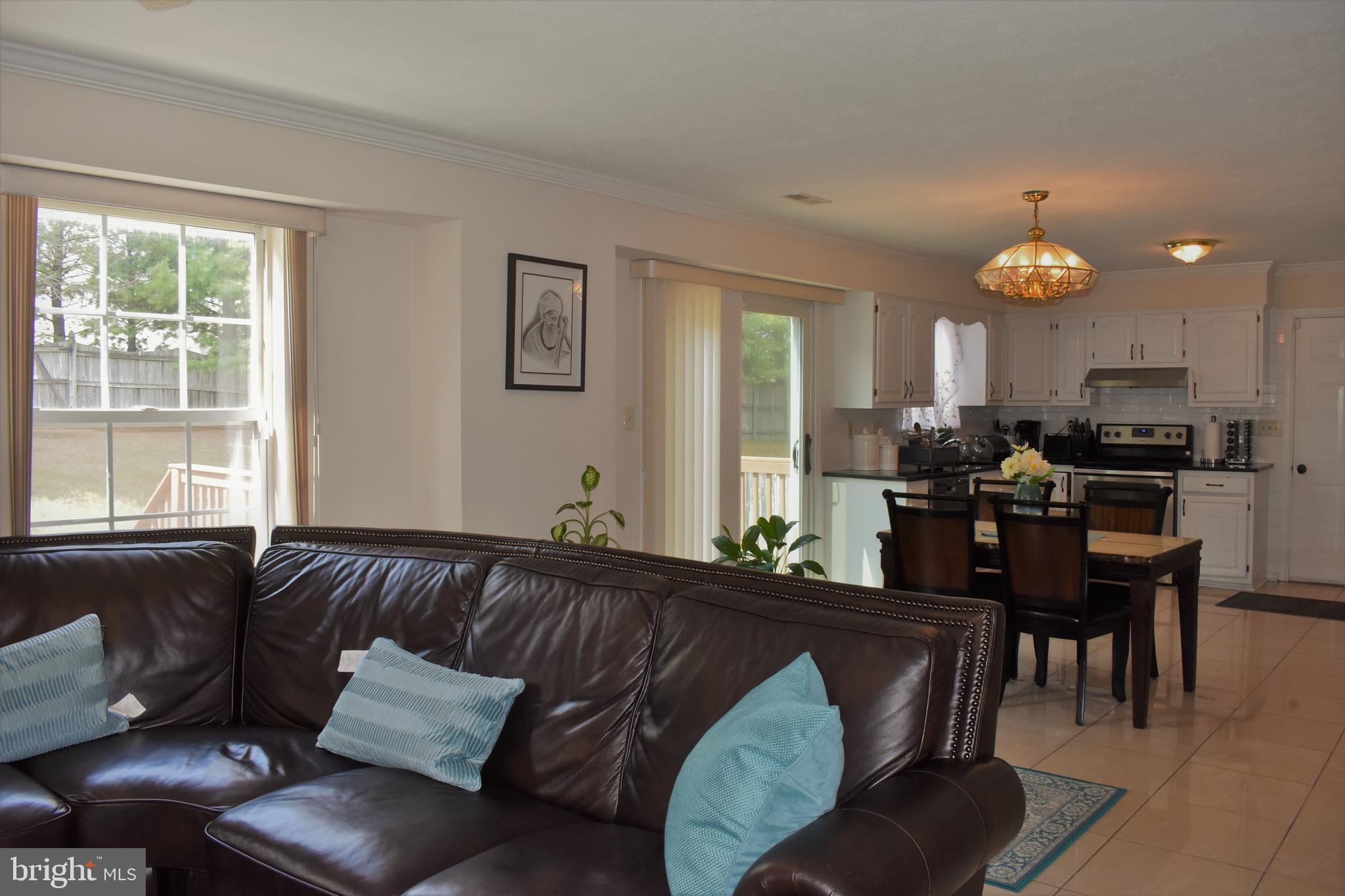 CHELTENHAM WOODS - Residential Lease