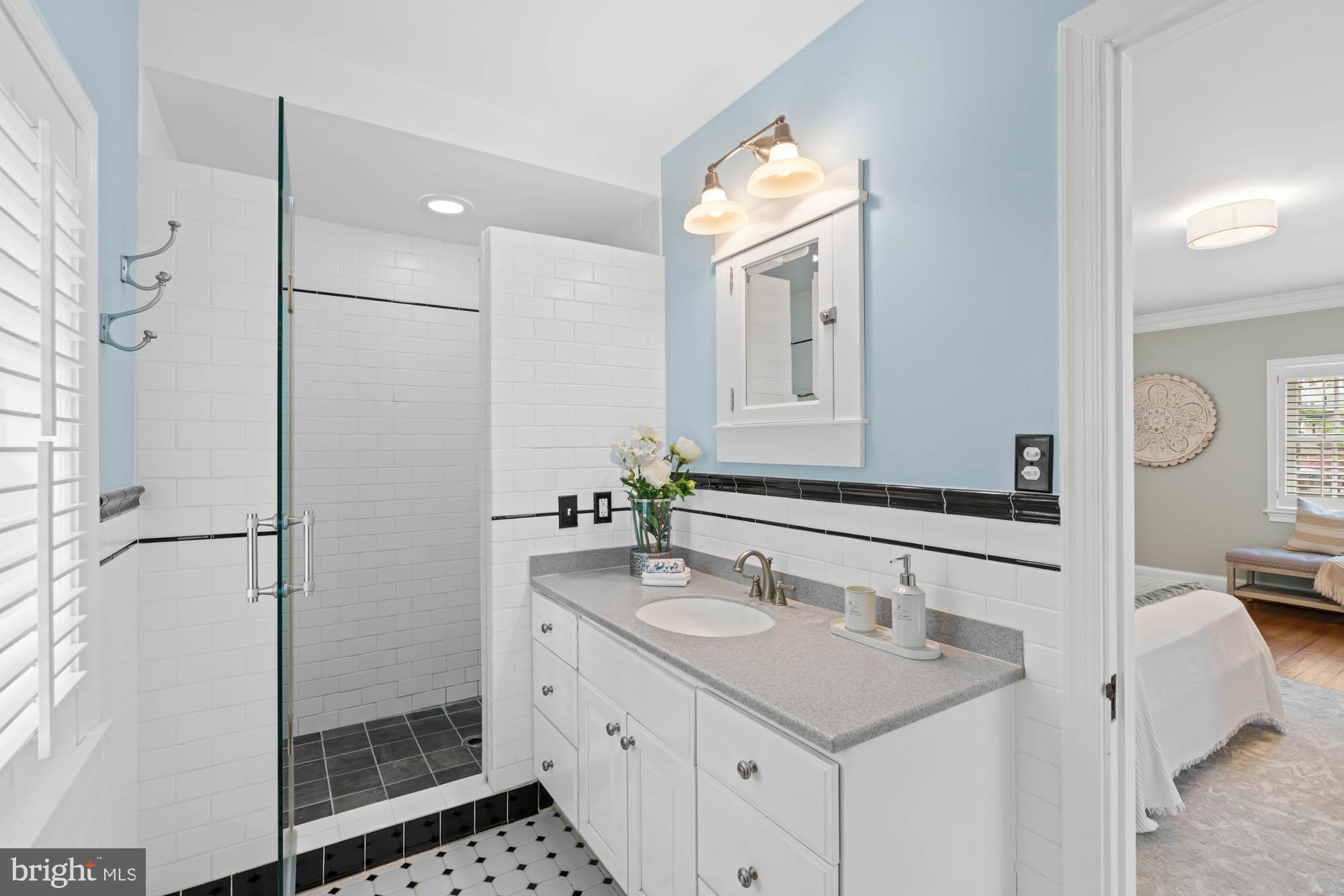 WESTMORELAND HILLS - Residential