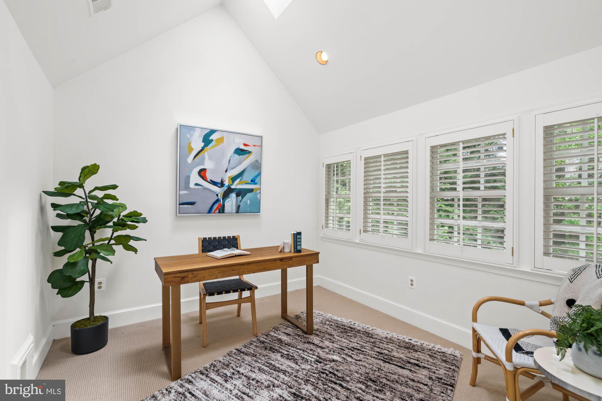 WESTMORELAND HILLS - Residential