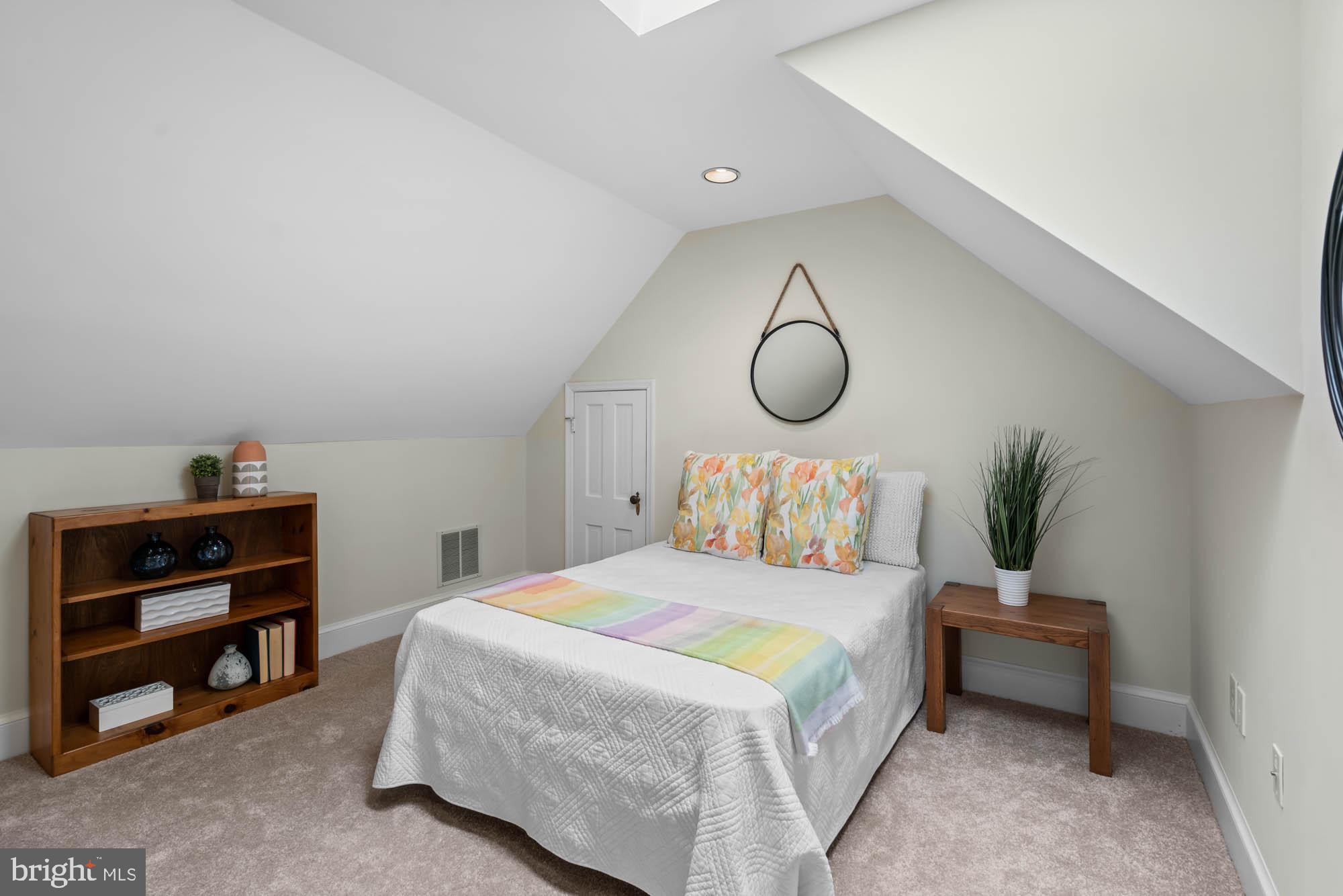 WESTMORELAND HILLS - Residential