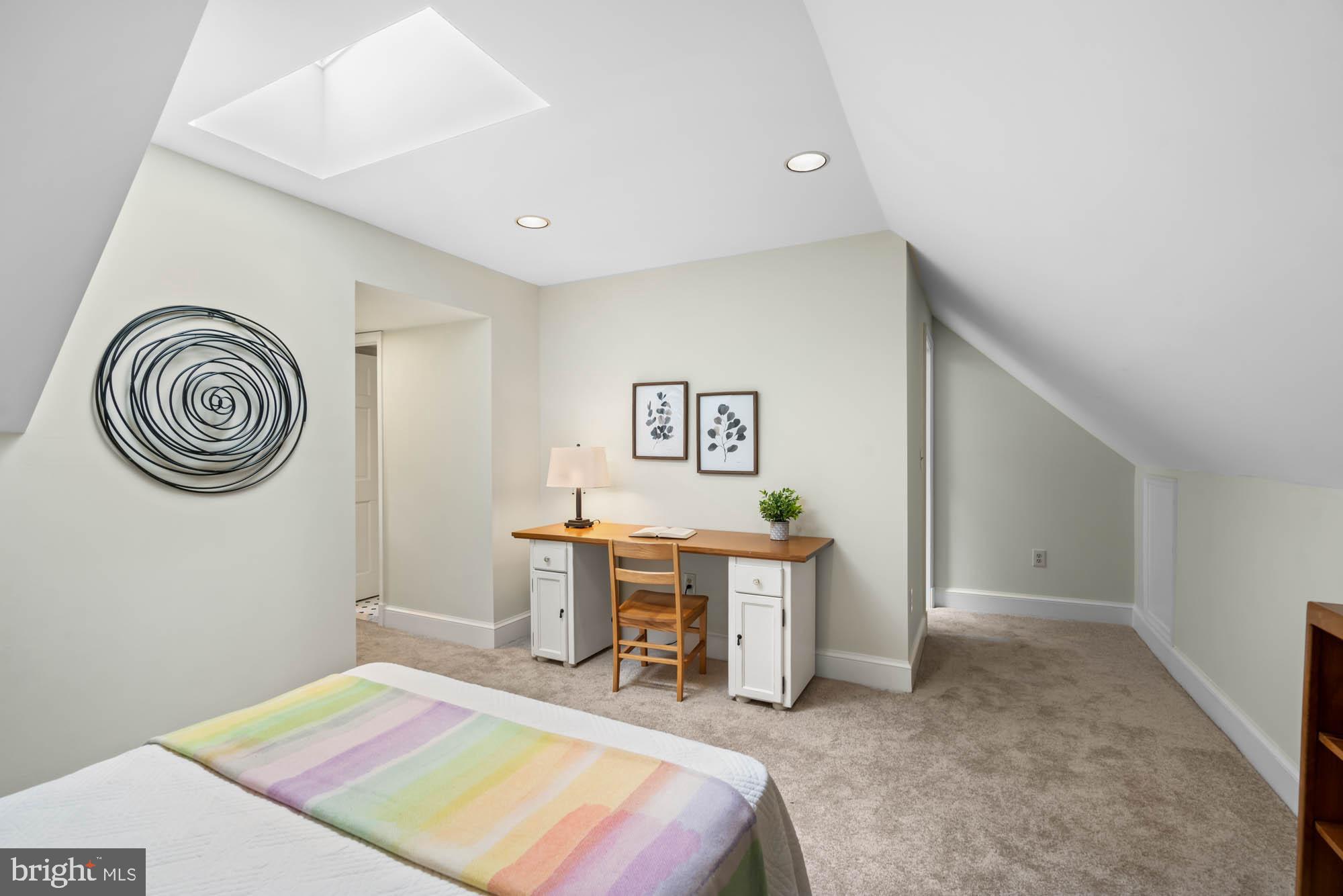 WESTMORELAND HILLS - Residential